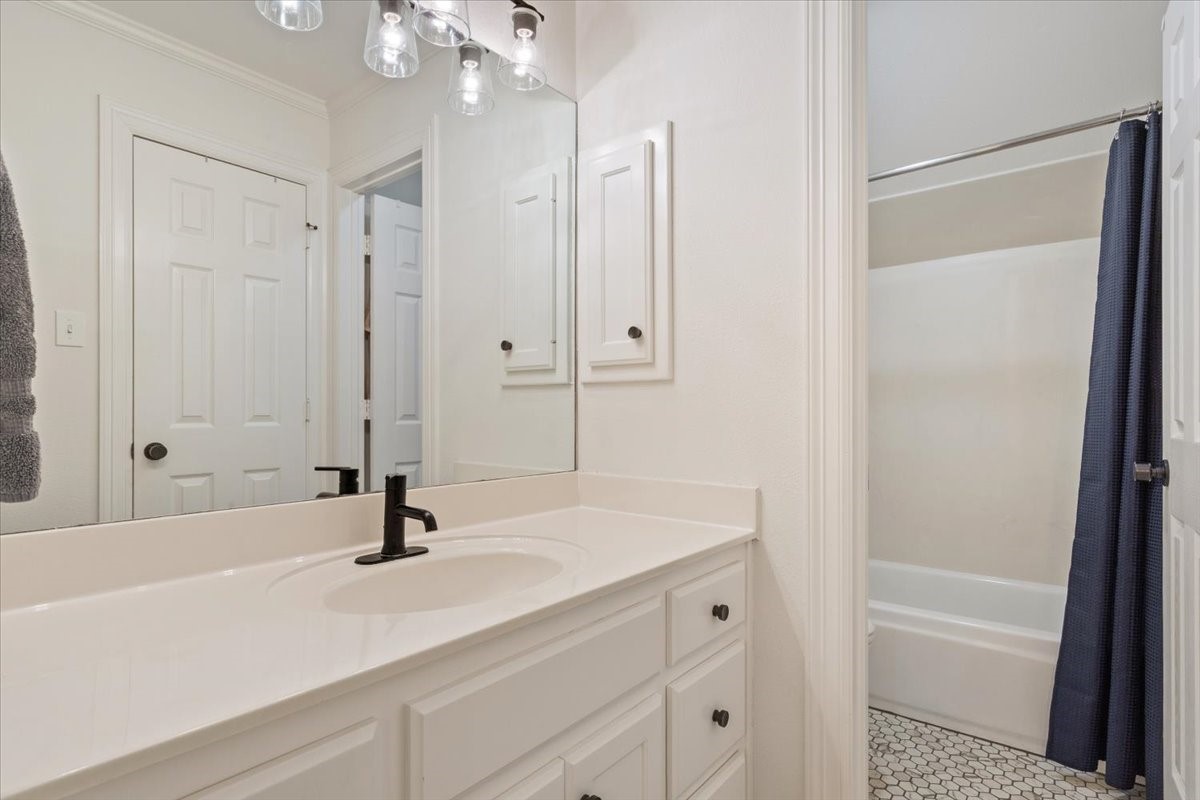 1061 Hidden Valley Court