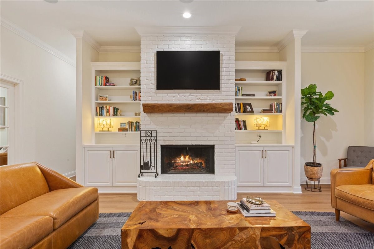 1061 Hidden Valley Court