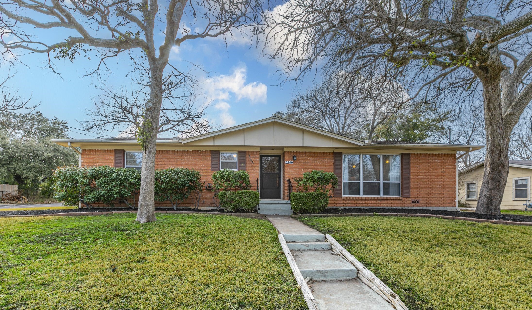 2200 Hermanson Drive