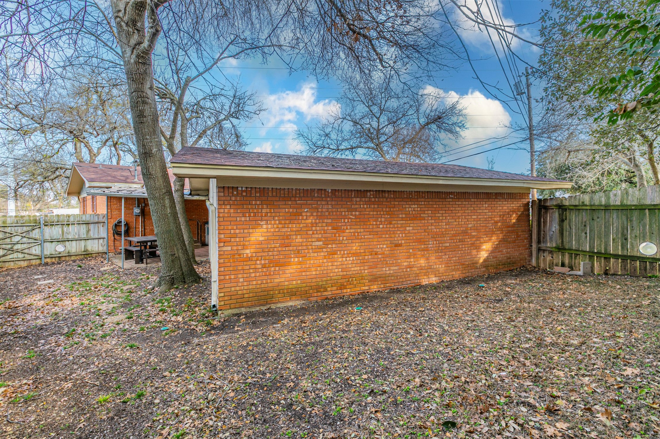 2200 Hermanson Drive