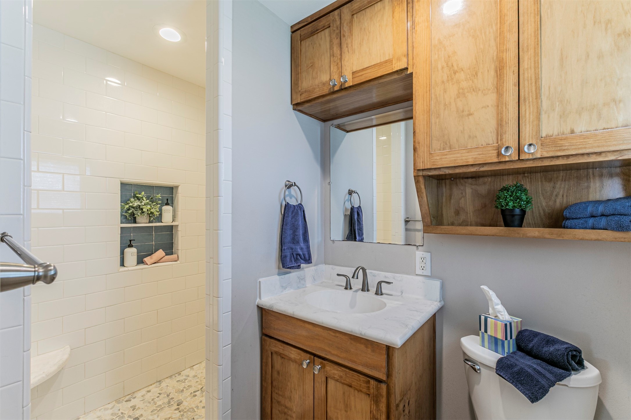 2200 Hermanson Drive