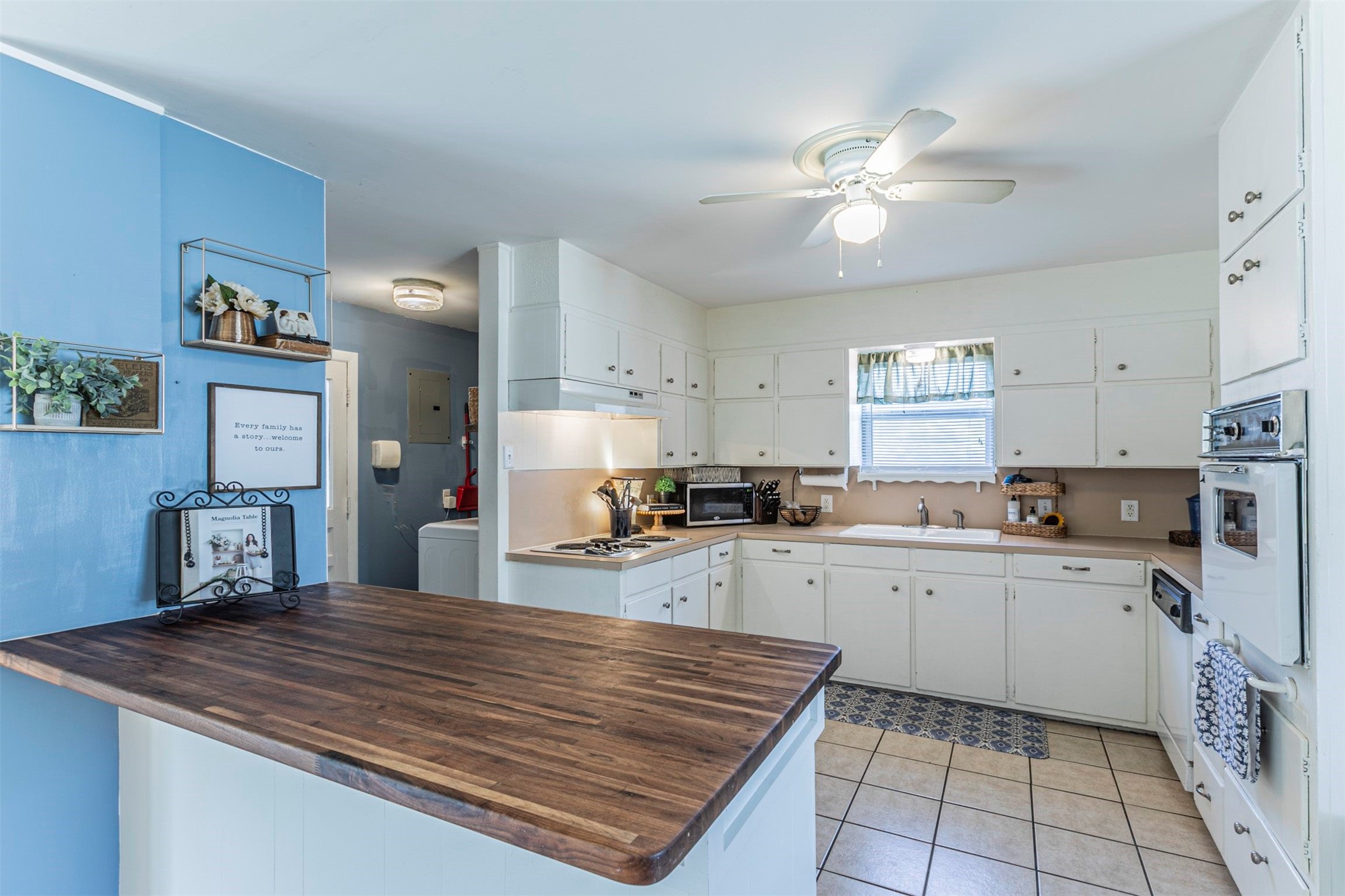 2200 Hermanson Drive