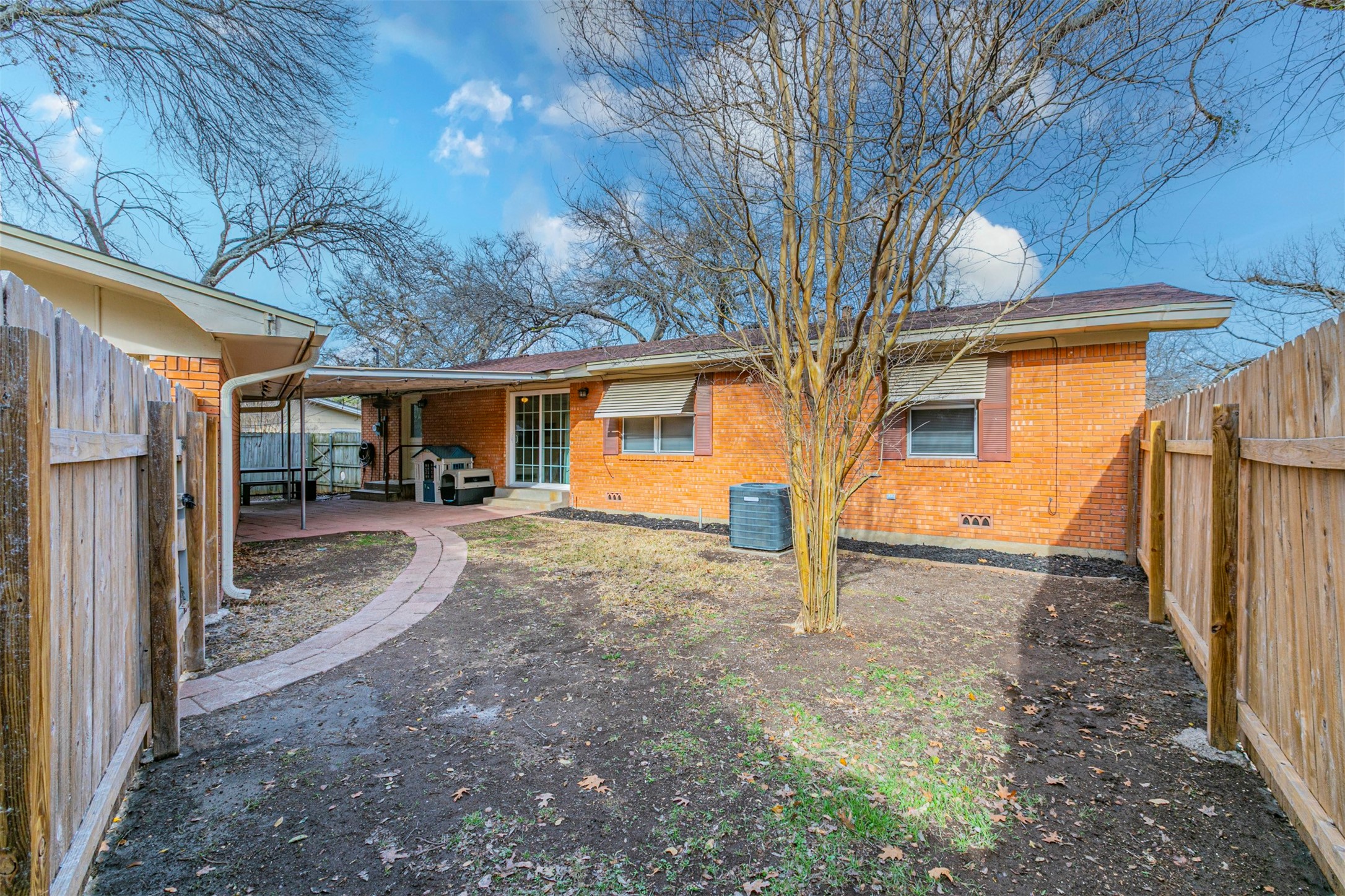 2200 Hermanson Drive