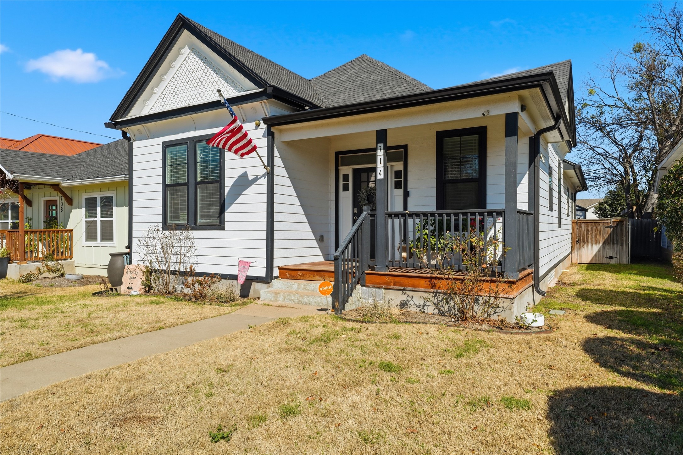 714 S 9th Street