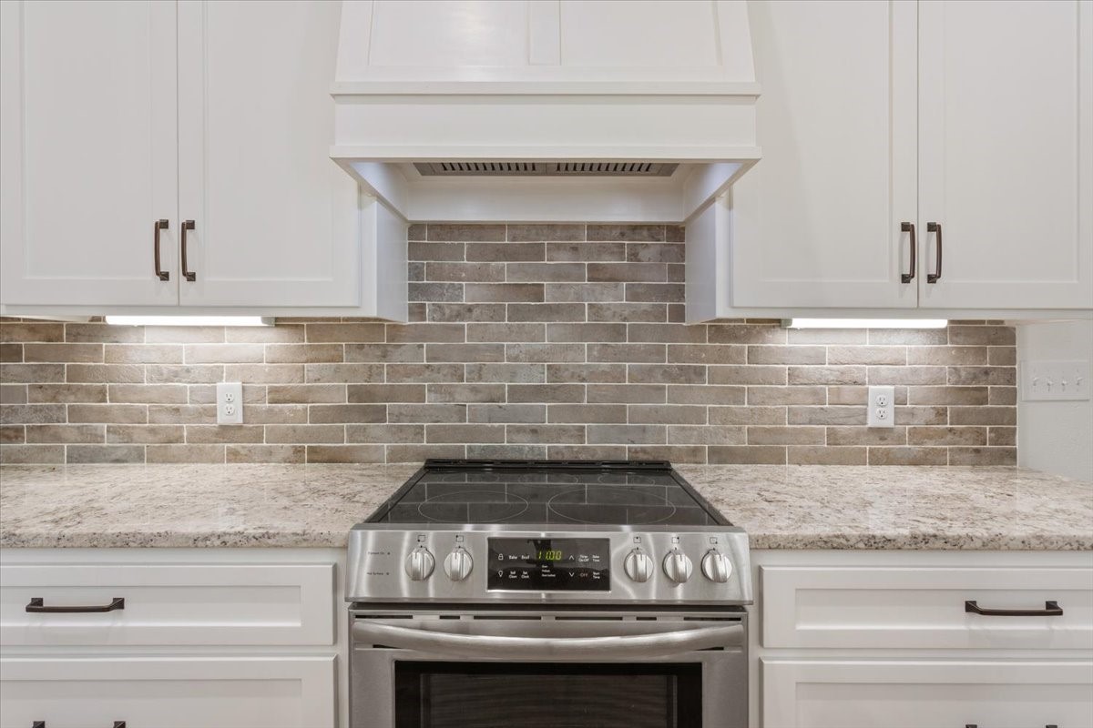 800 Forward Pass Drive