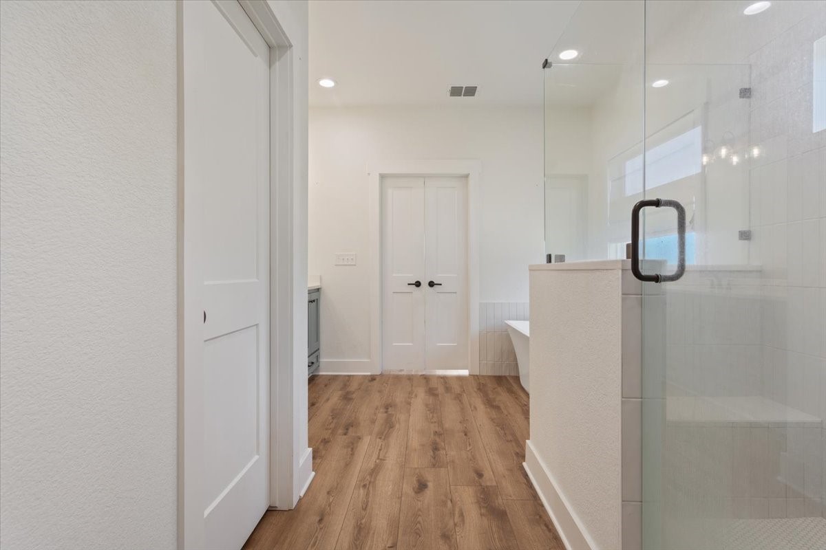 800 Forward Pass Drive