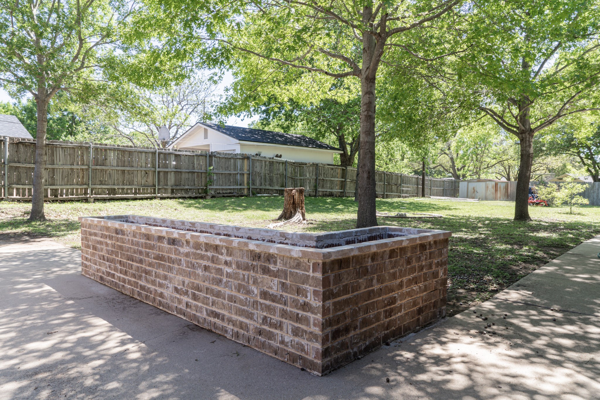 3300 Loma Vista Drive