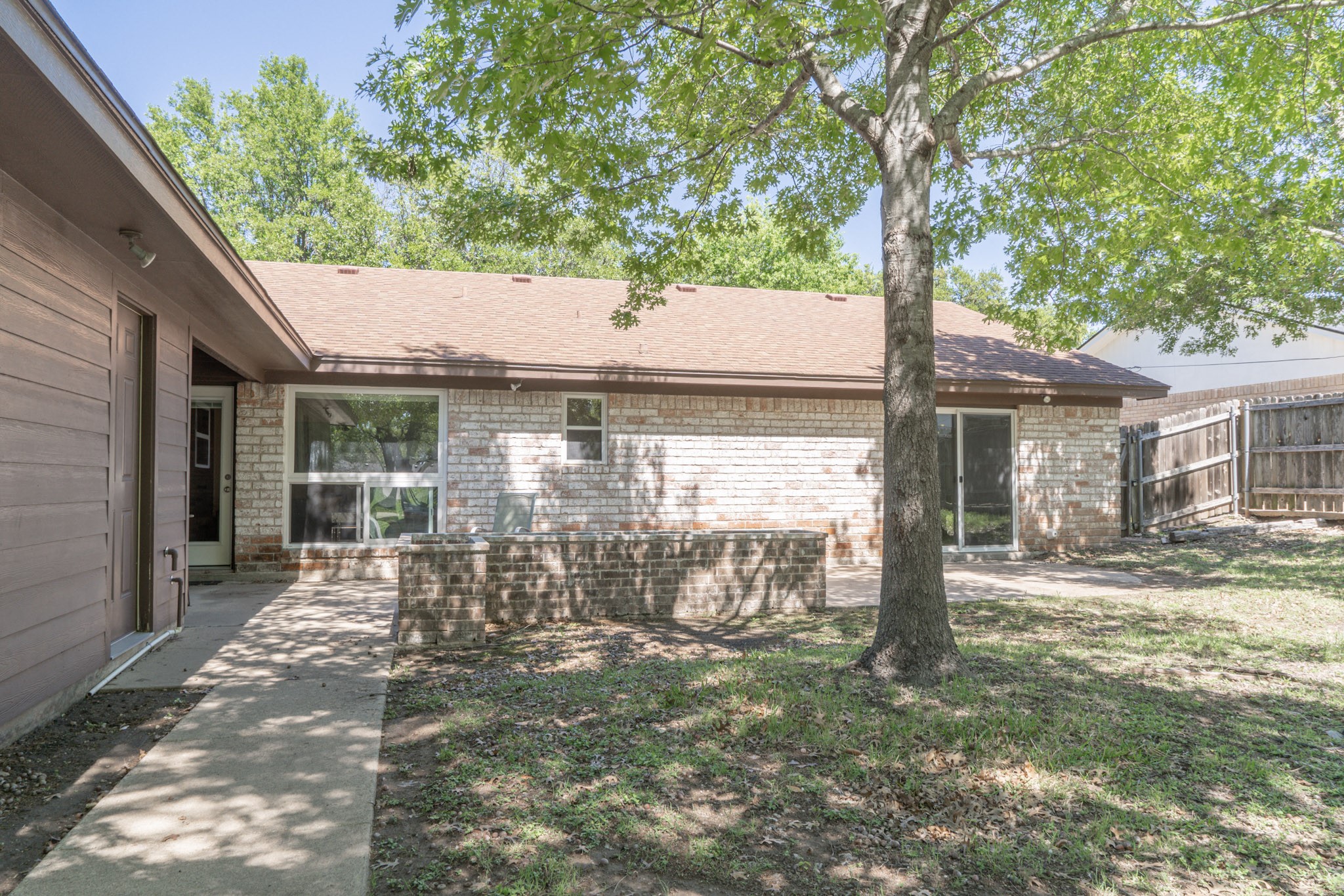 3300 Loma Vista Drive