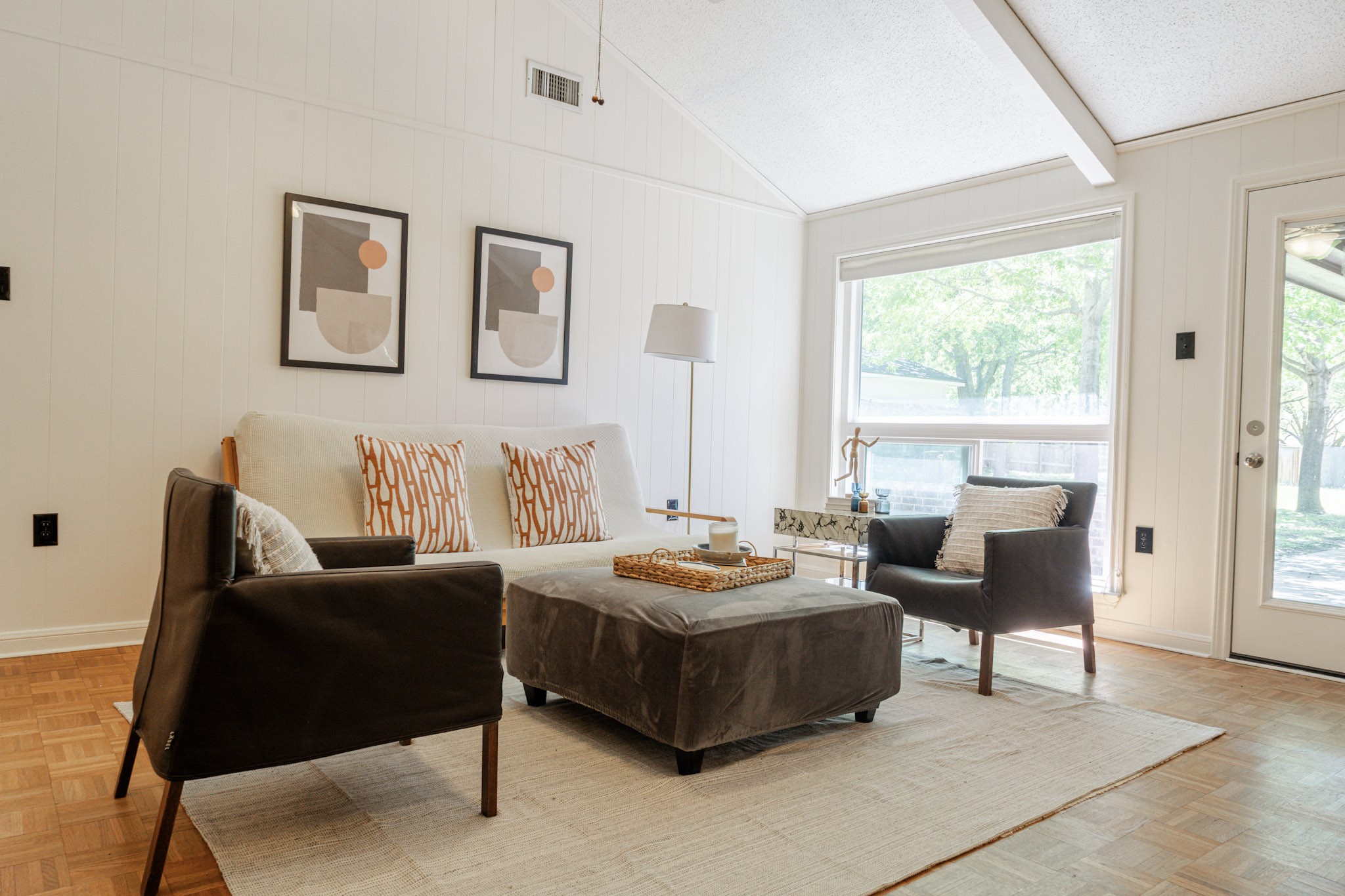 3300 Loma Vista Drive