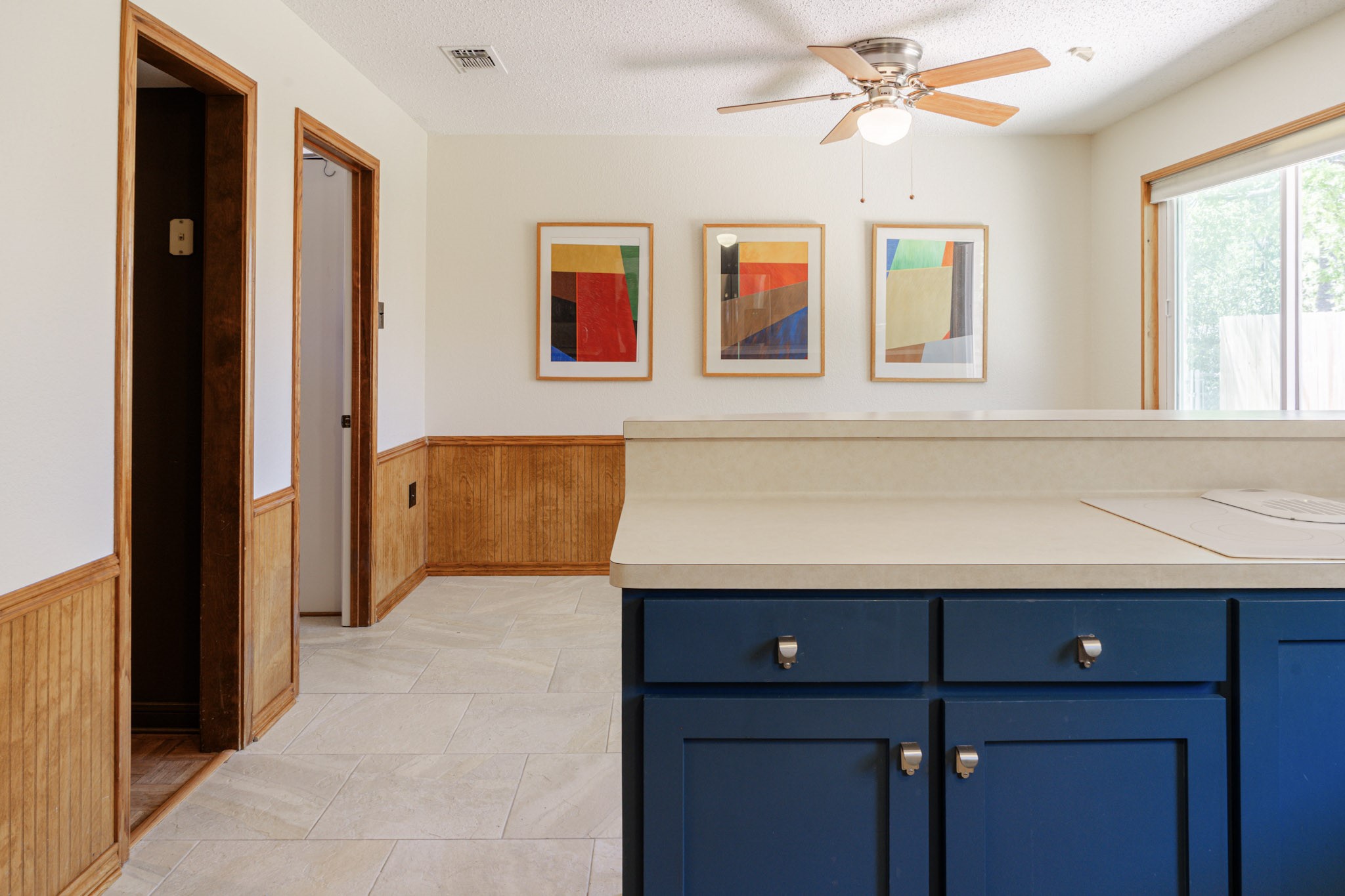 3300 Loma Vista Drive