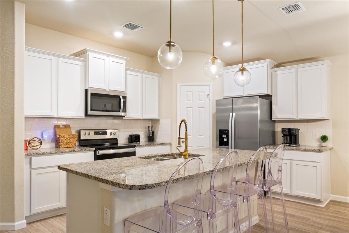 3105 Beutel Road