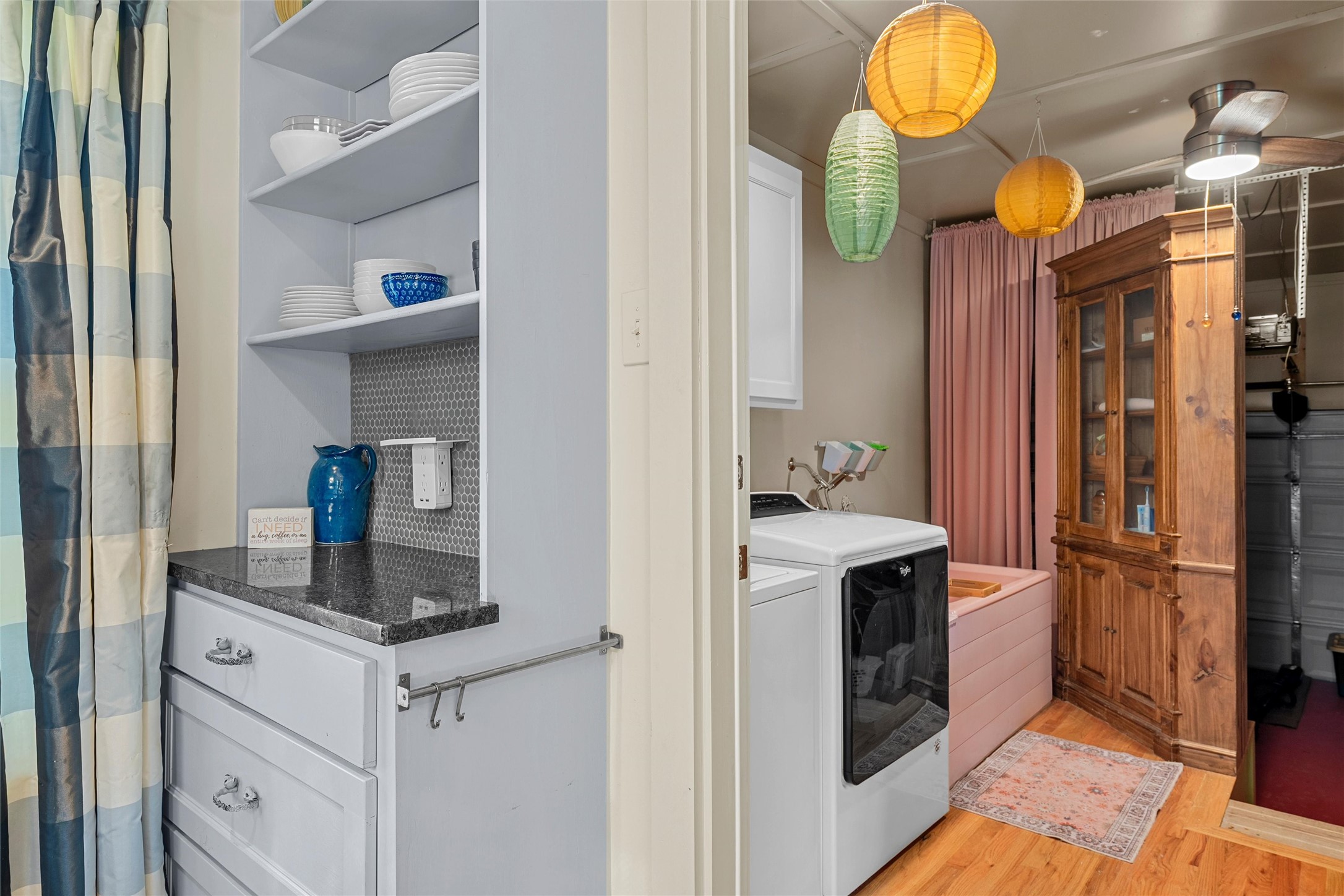 2216 N 43rd