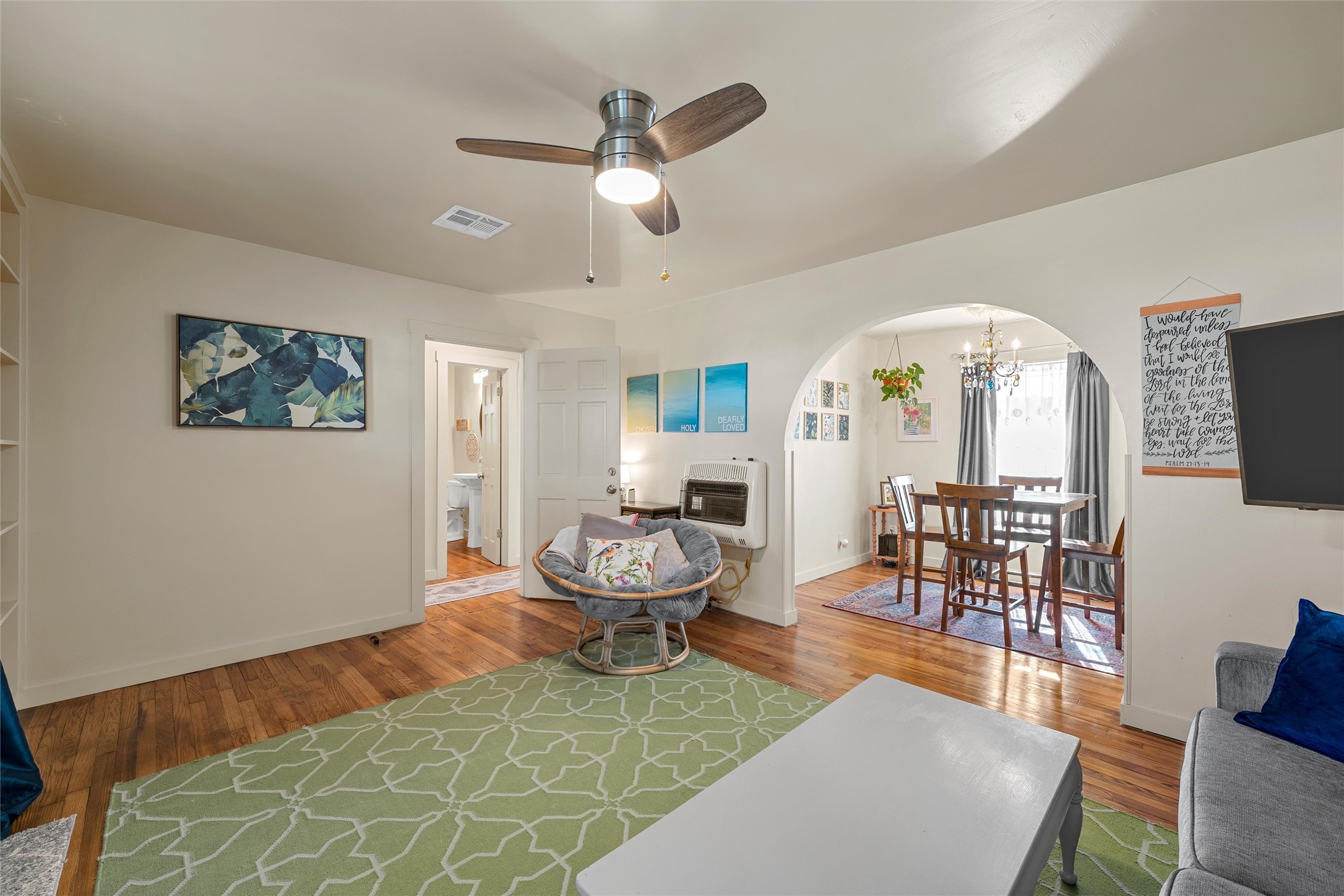 2216 N 43rd