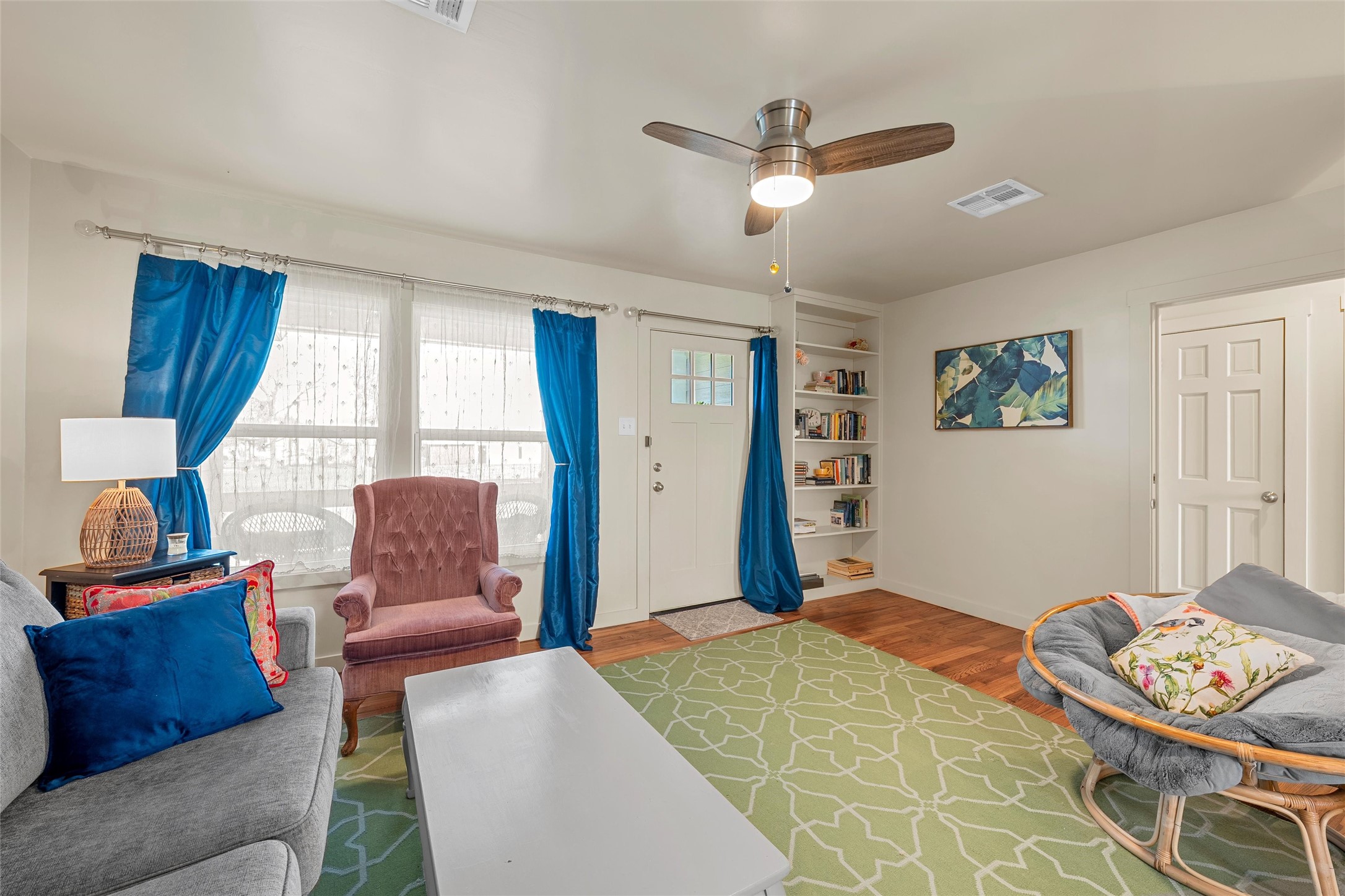 2216 N 43rd