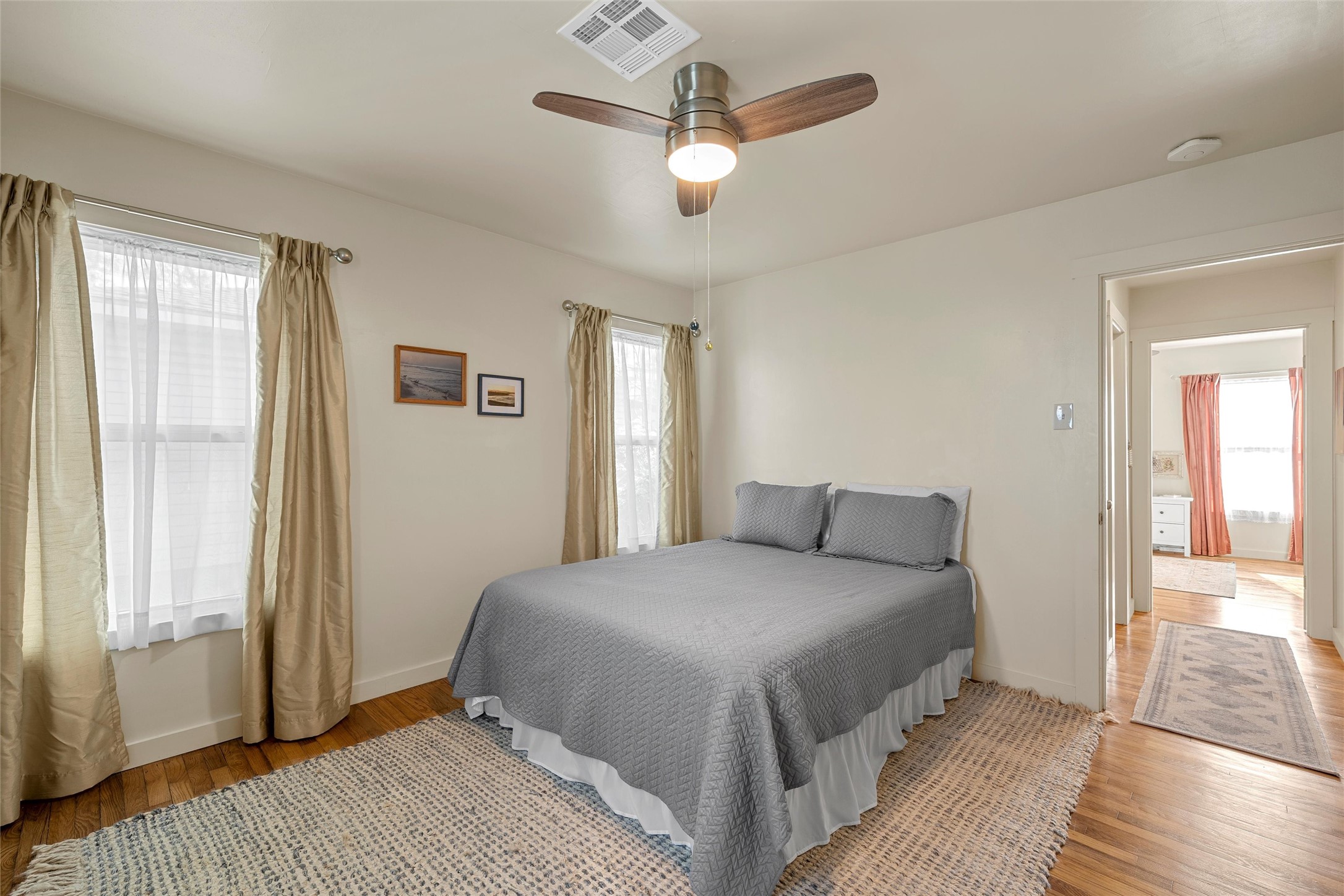 2216 N 43rd