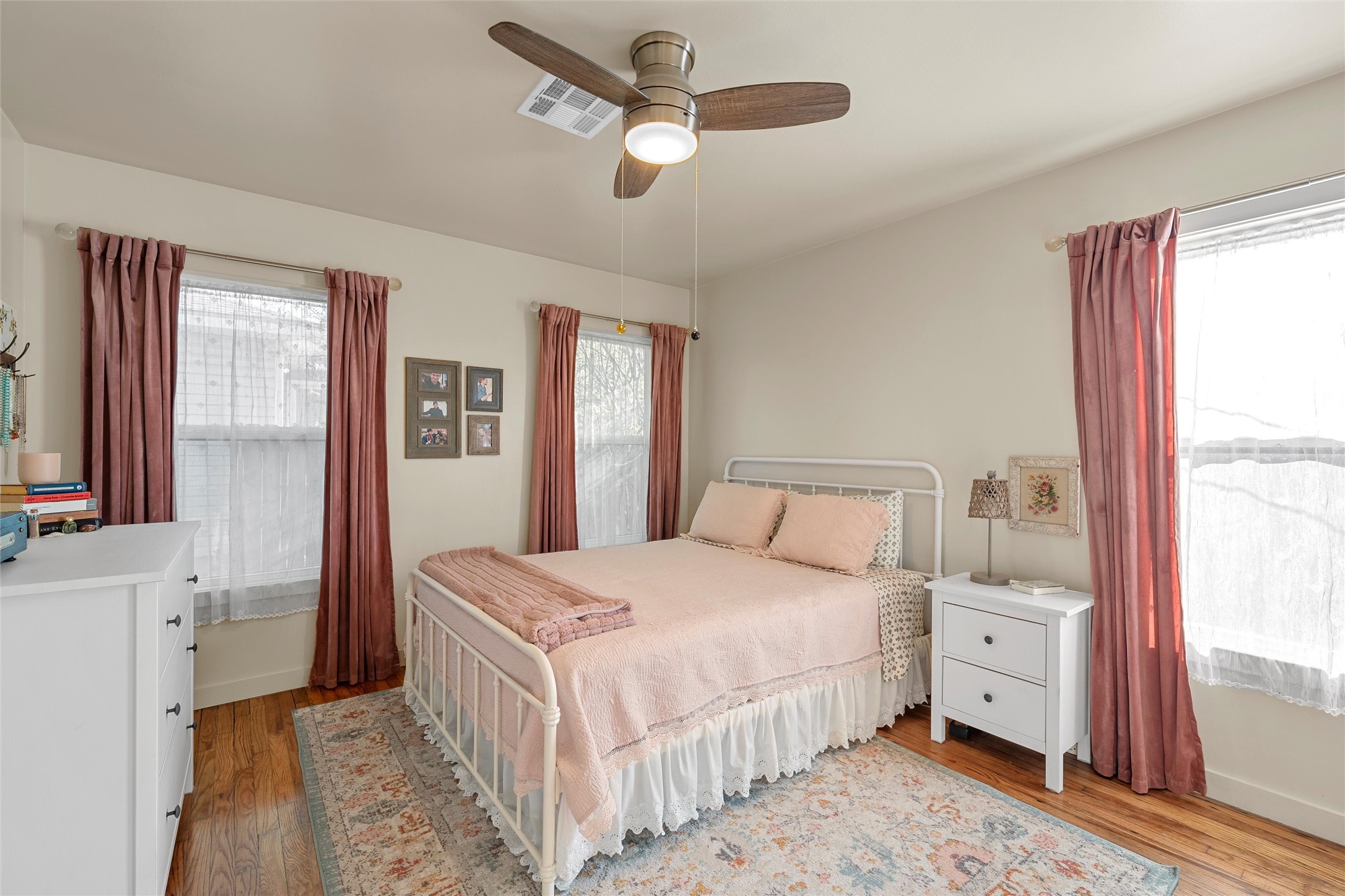 2216 N 43rd