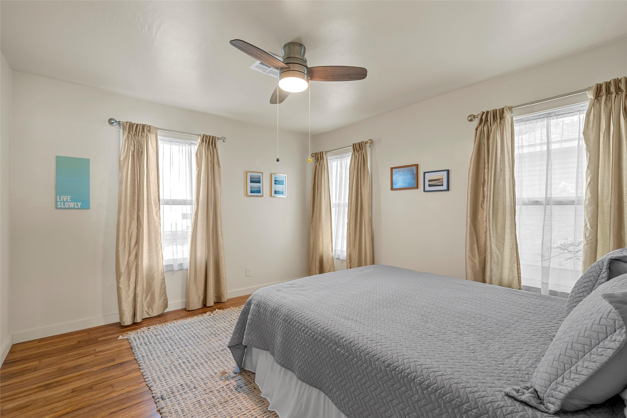 2216 N 43rd