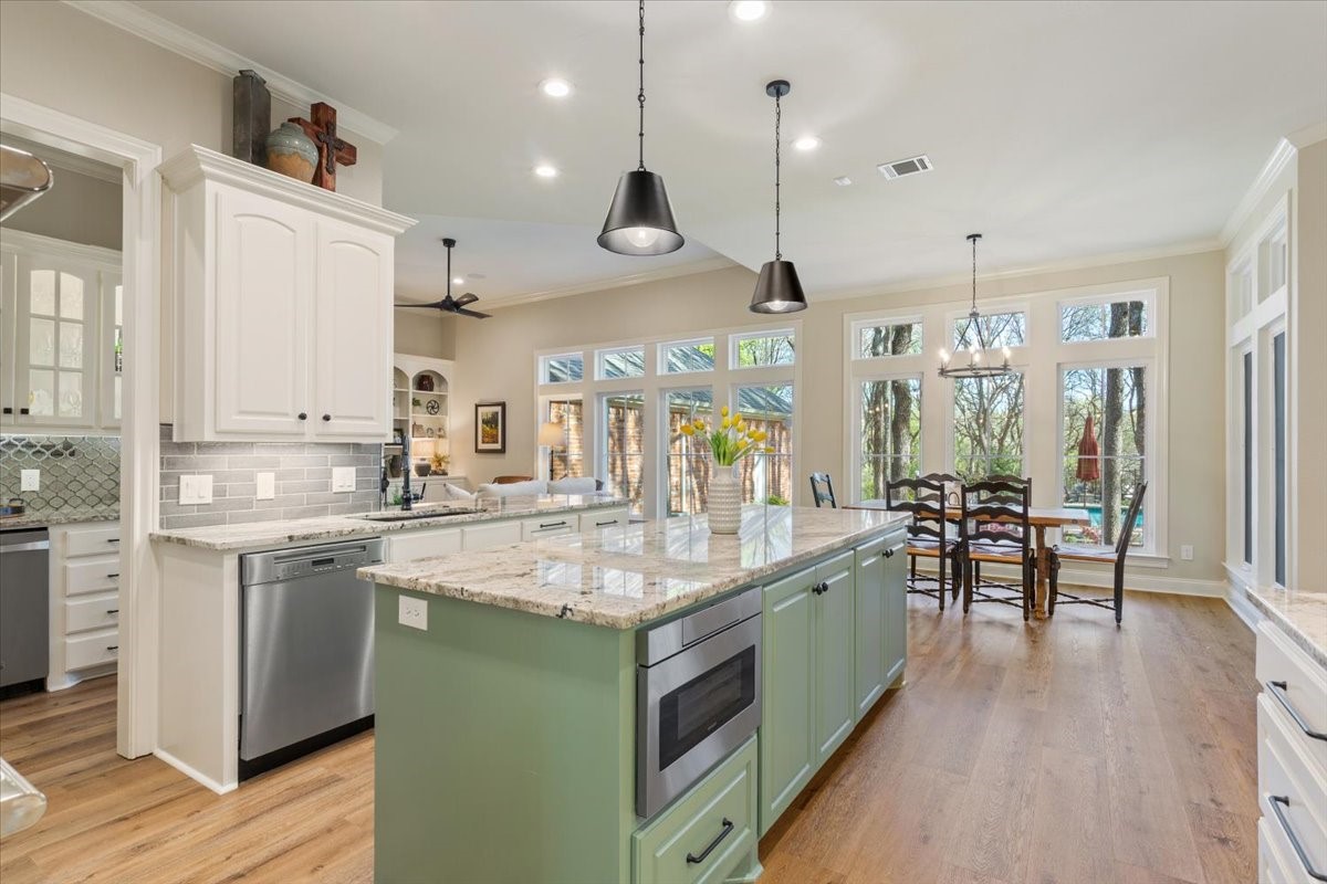 2021 Rockbridge Road