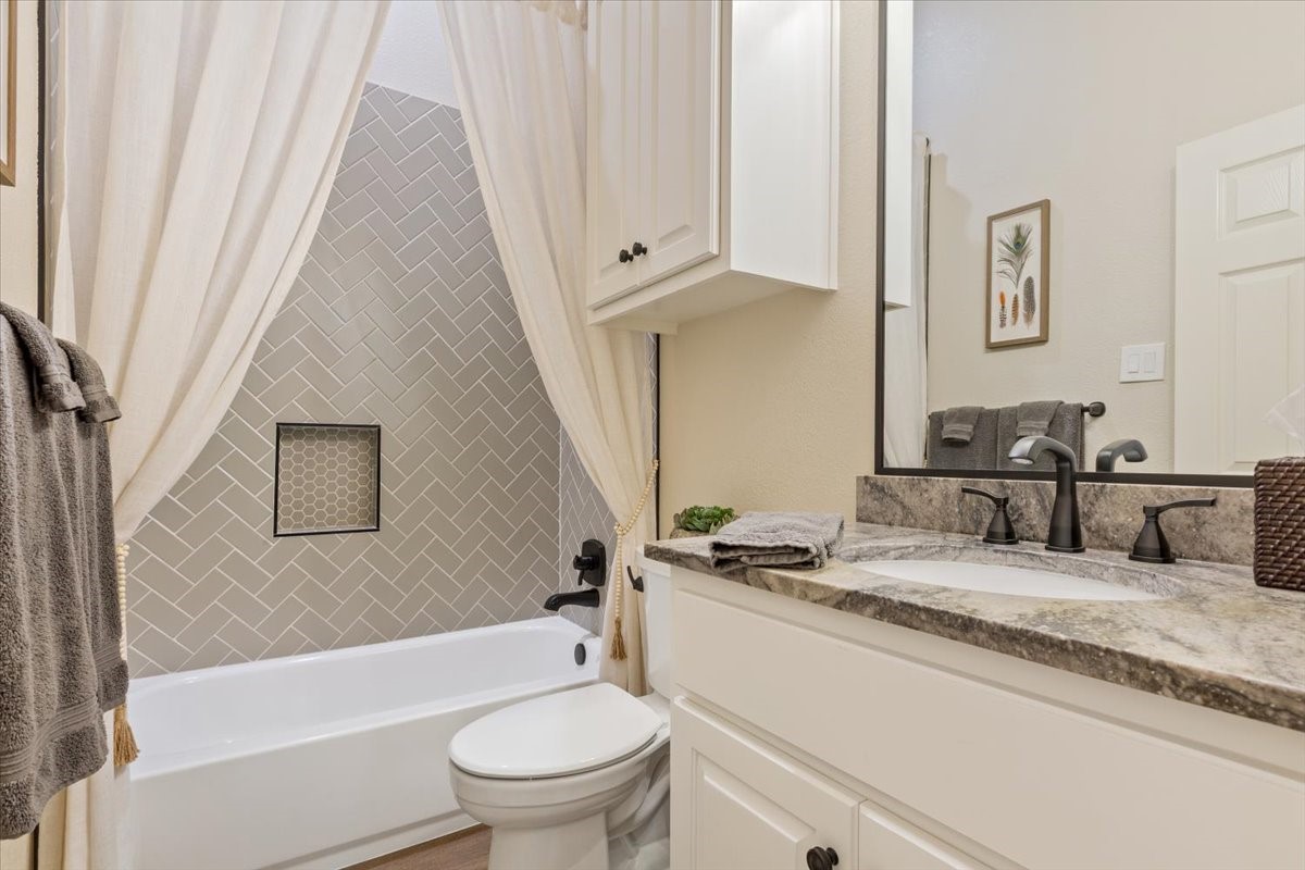 2021 Rockbridge Road