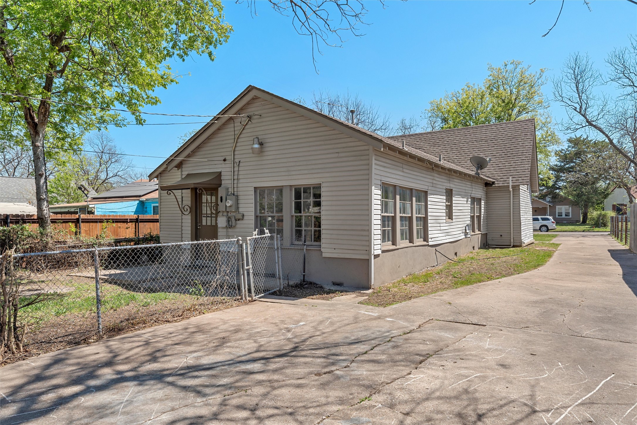 2923 Ethel Avenue