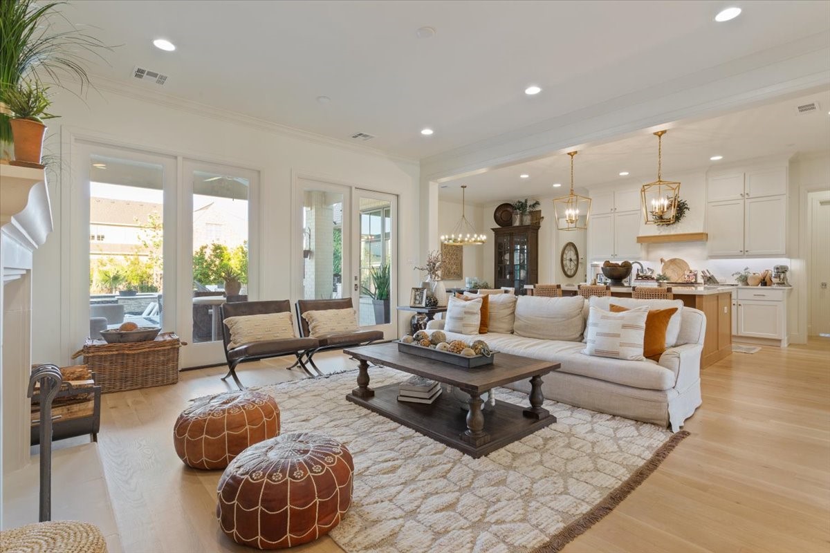 14007 Rw Court