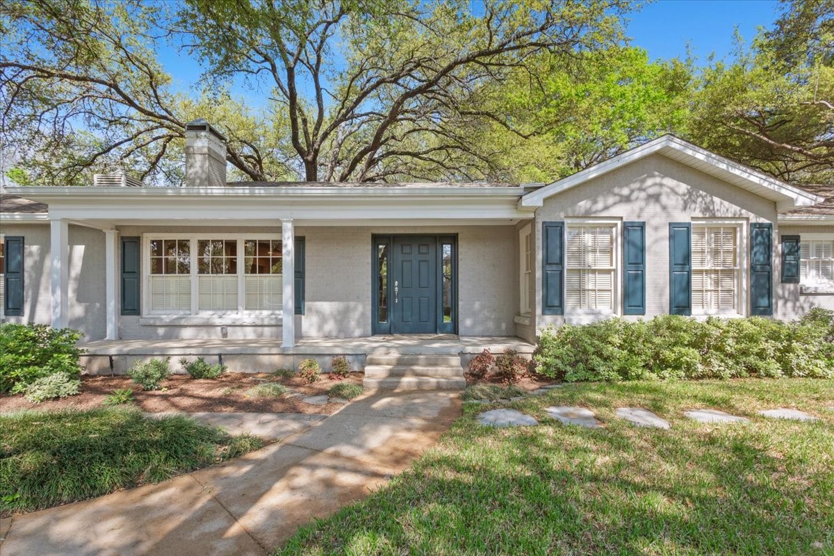 102 N 30th Street