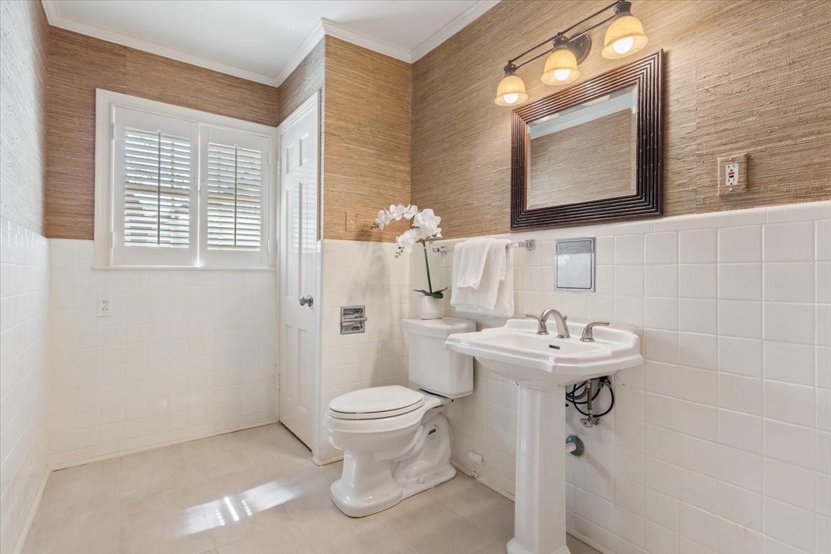 102 N 30th Street