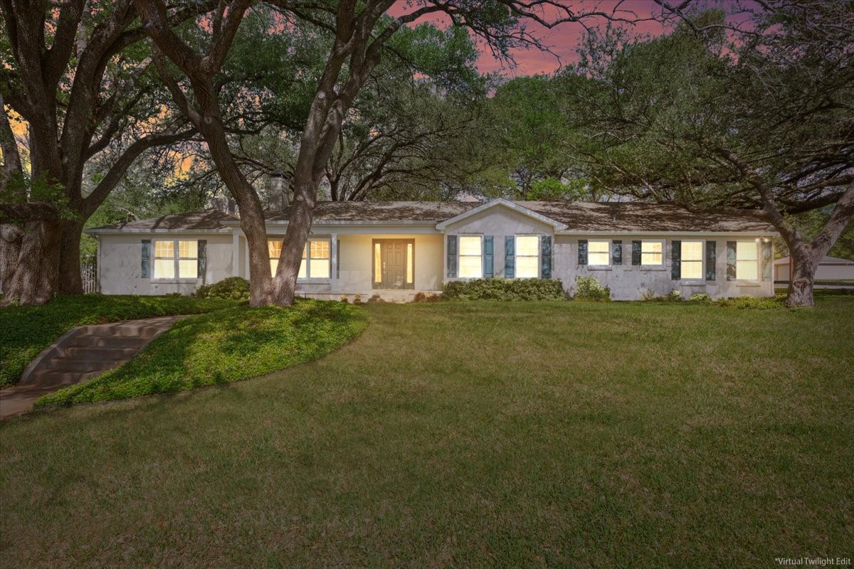 102 N 30th Street