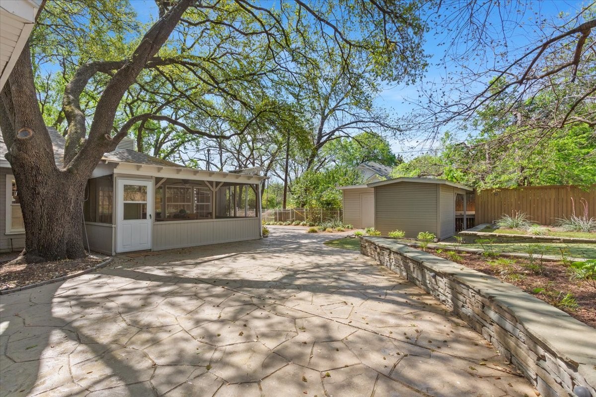 102 N 30th Street