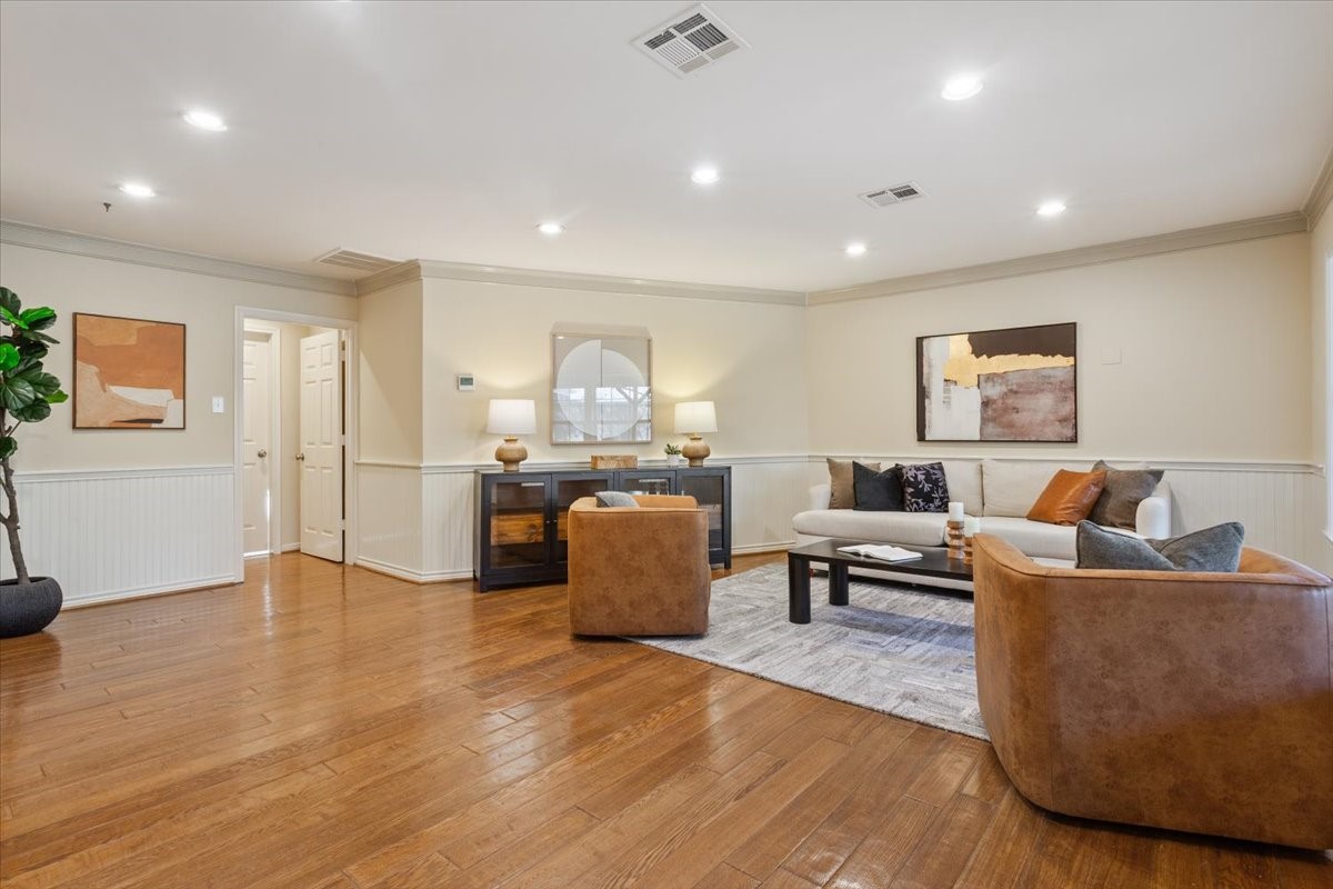 102 N 30th Street