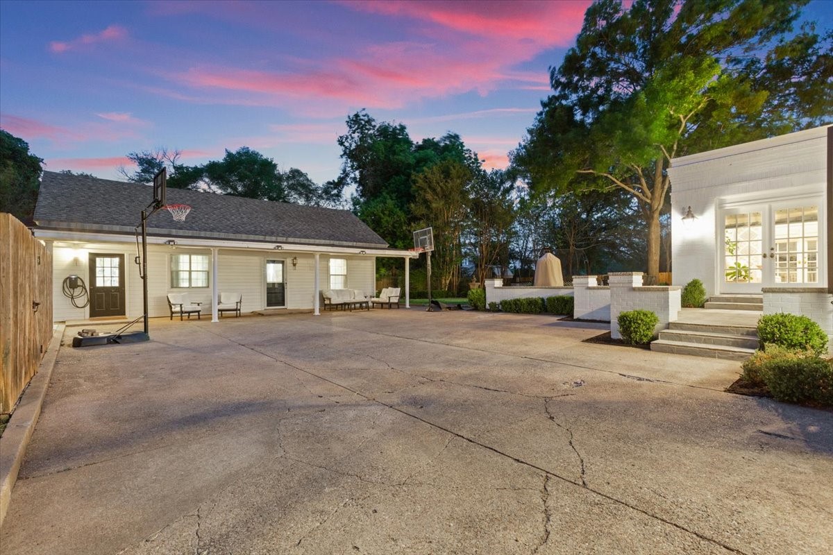 410 Rice Avenue