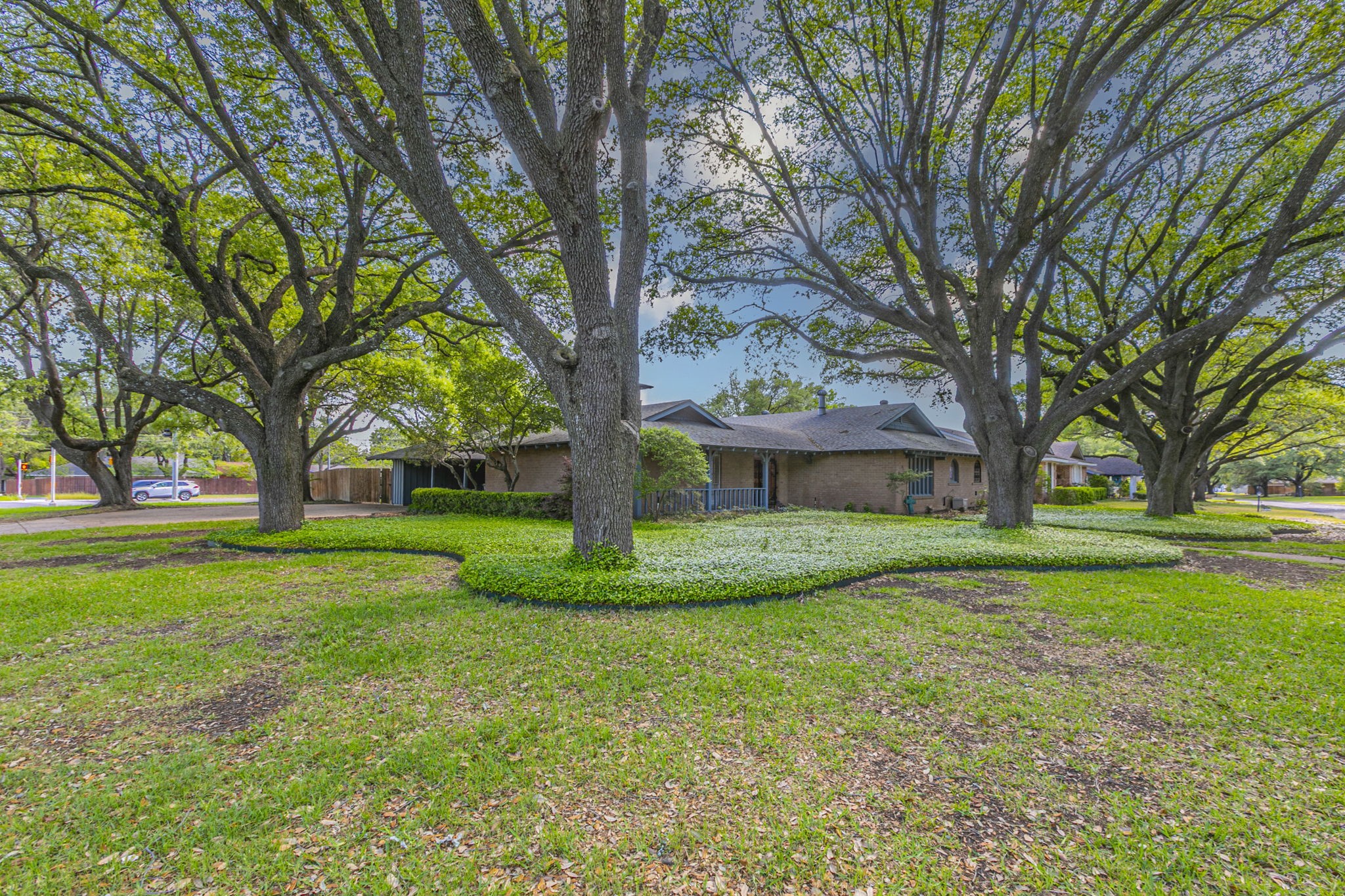 5400 Lake Jackson Drive