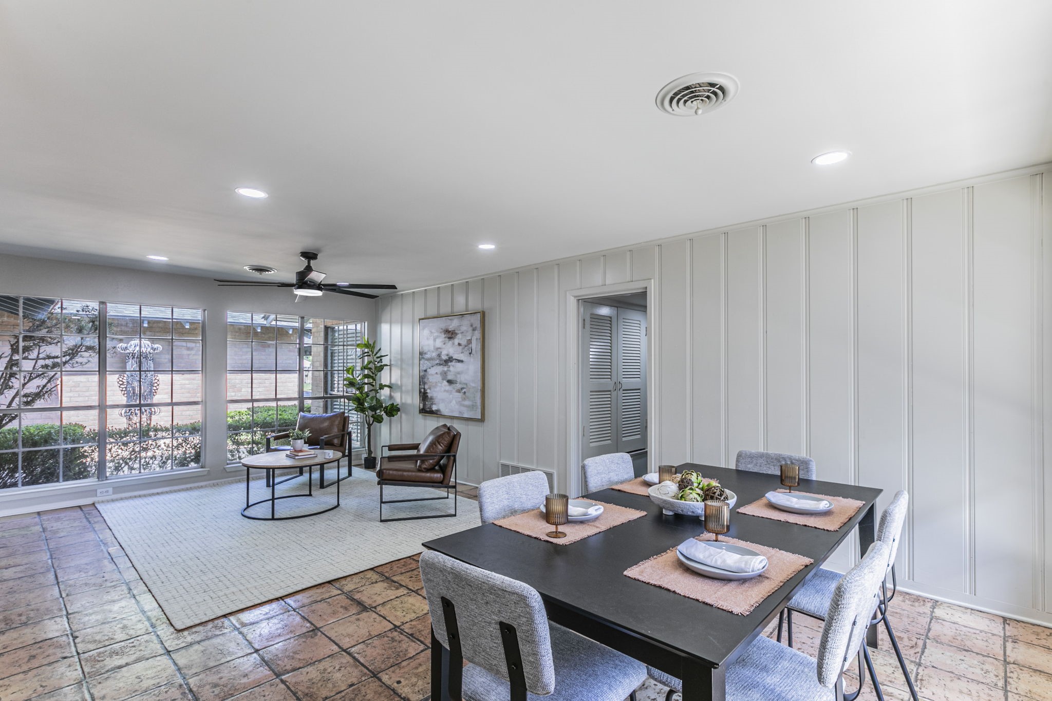 5400 Lake Jackson Drive