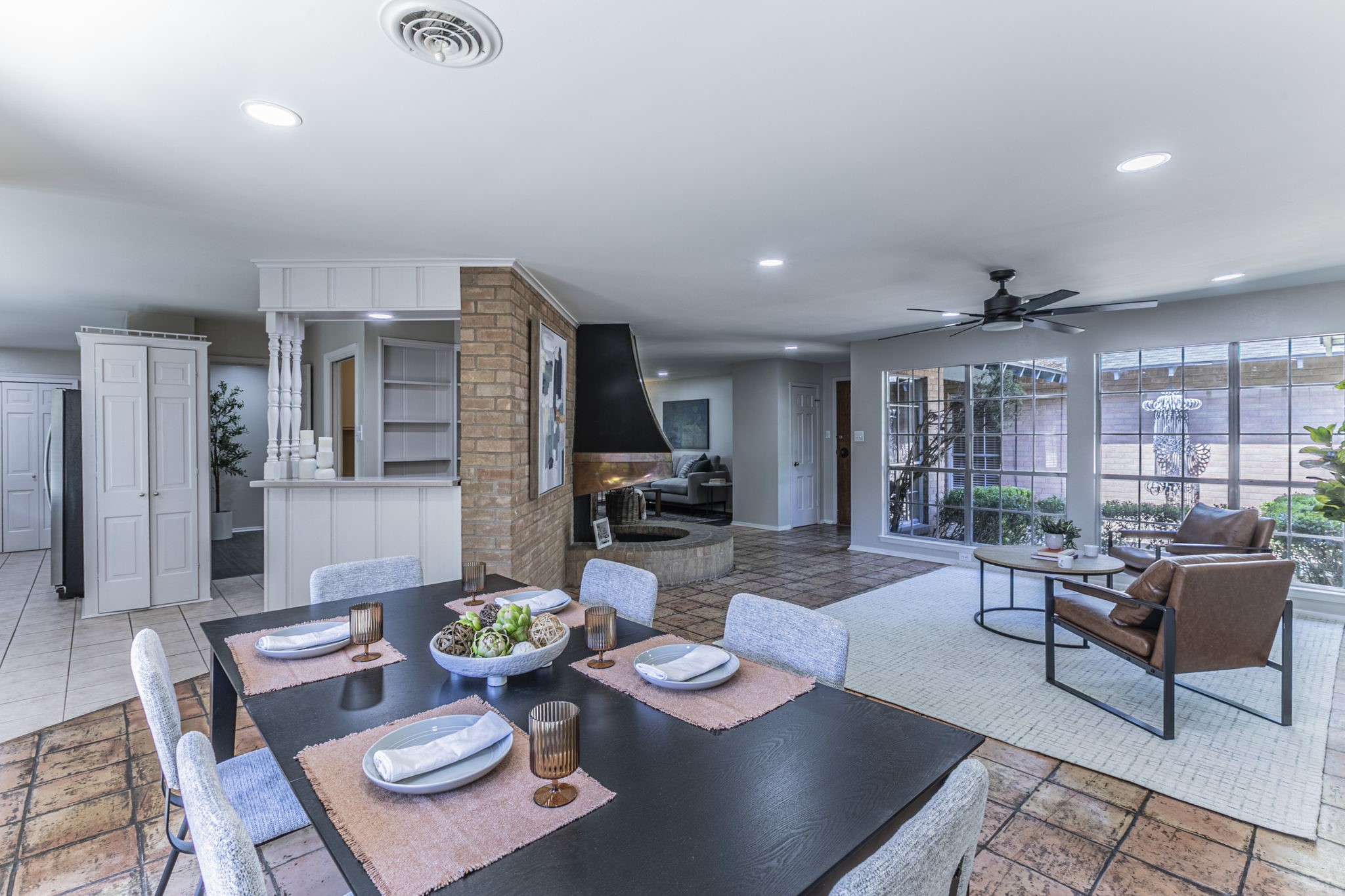 5400 Lake Jackson Drive