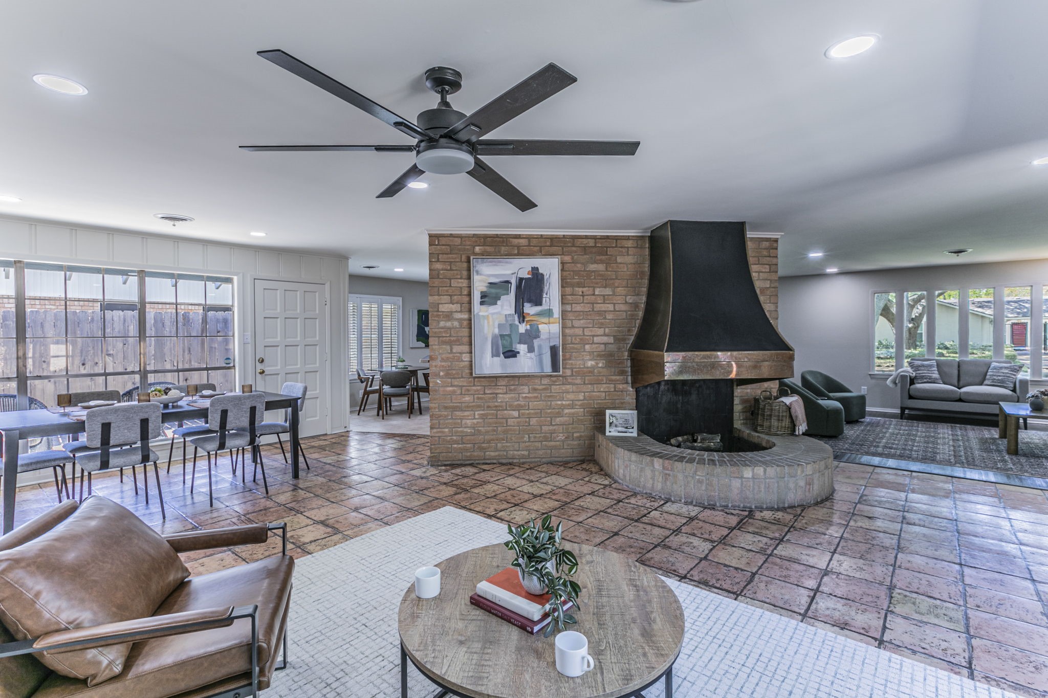 5400 Lake Jackson Drive