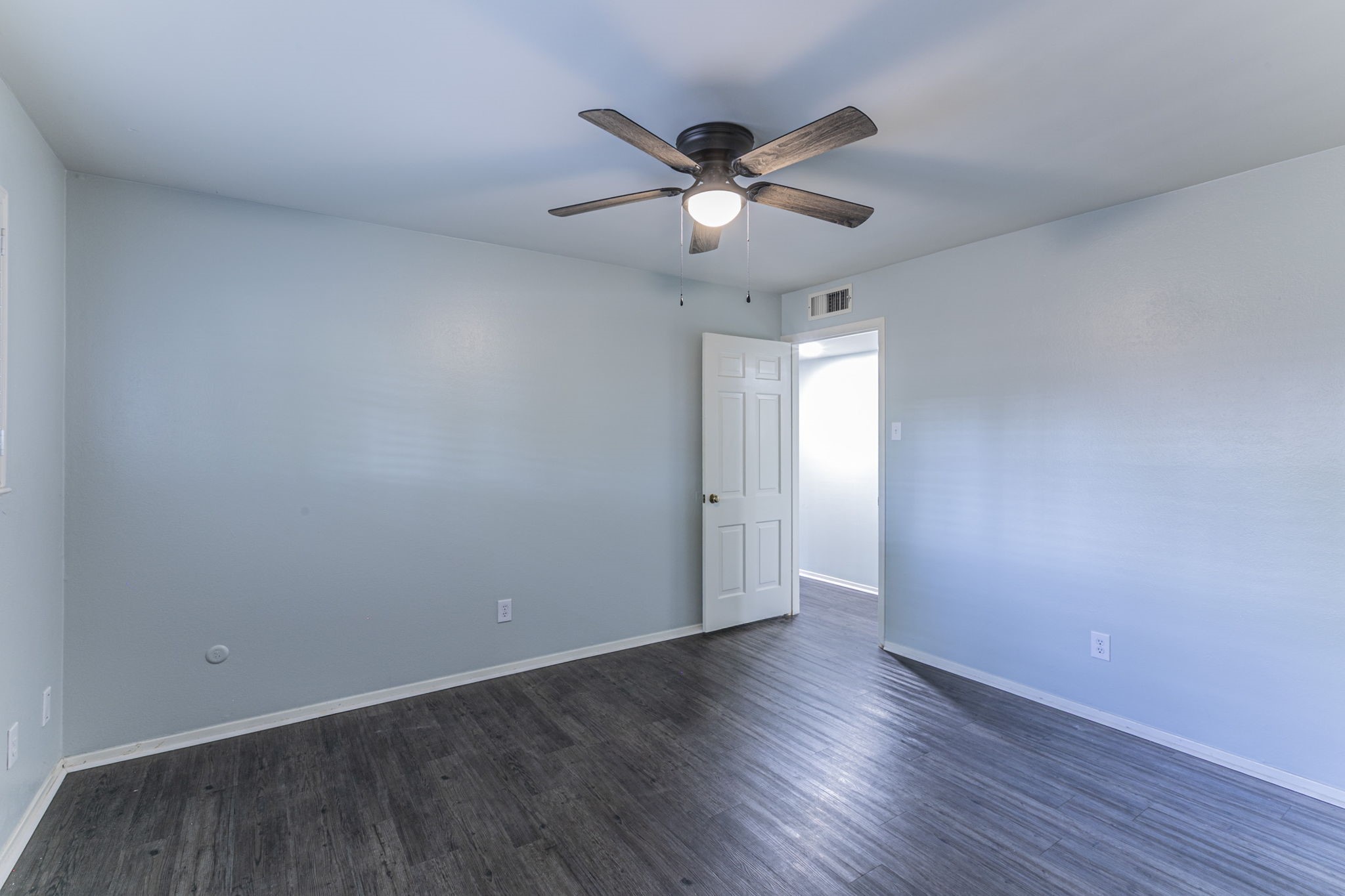 5400 Lake Jackson Drive