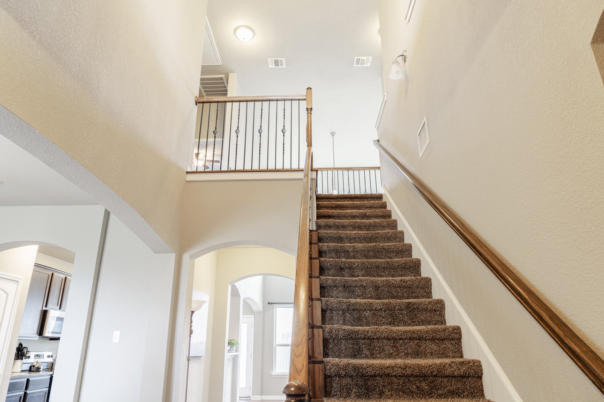 2716 Beutel Road
