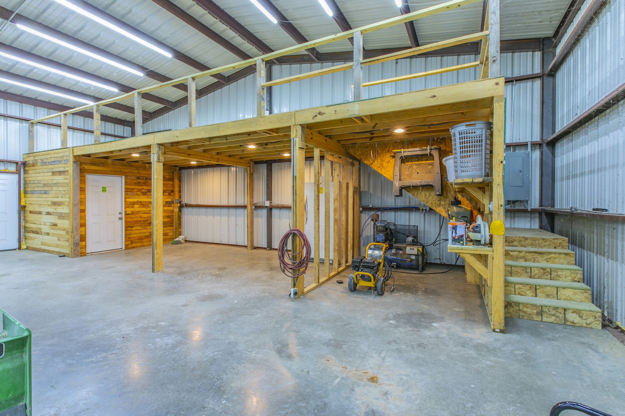289 E Bell Road