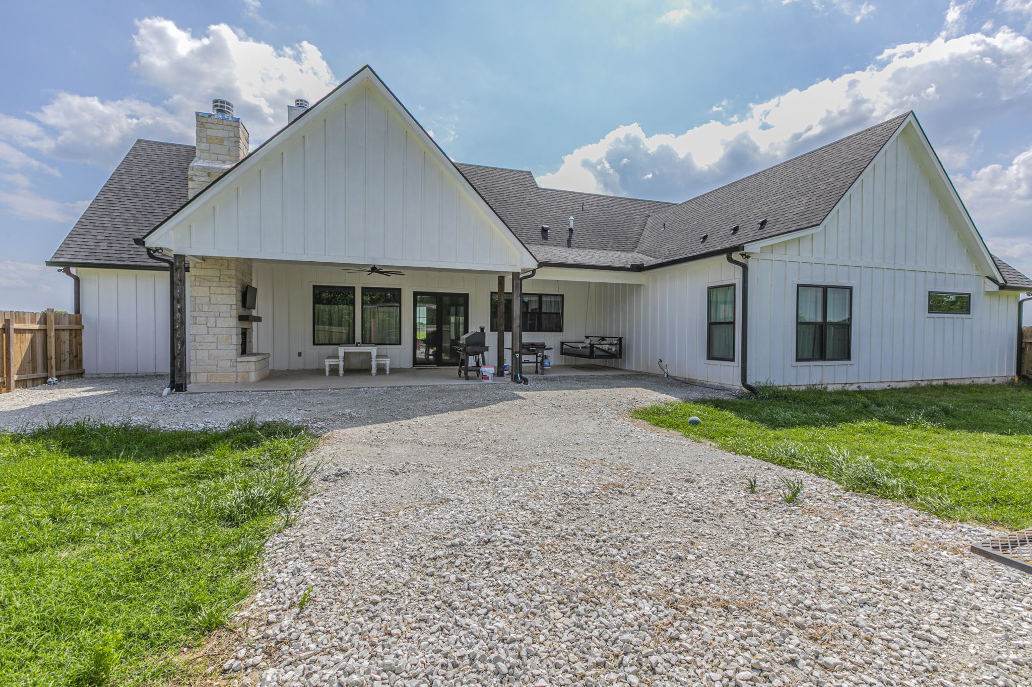 289 E Bell Road