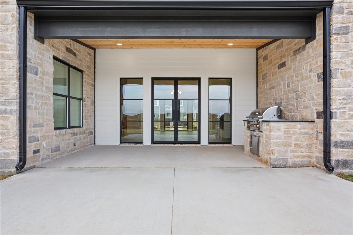 919 Fawn Drive