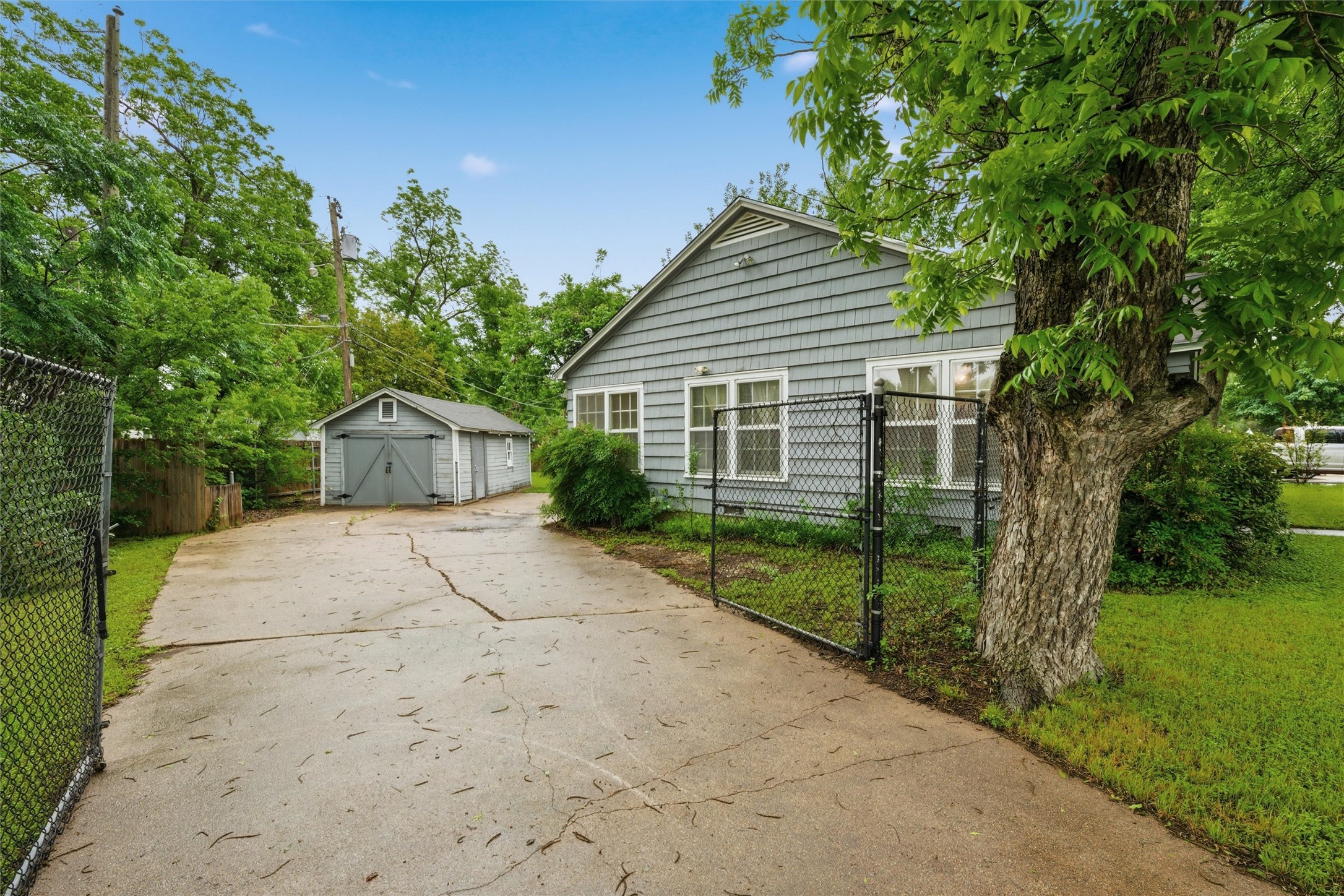 1325 N 34th Street
