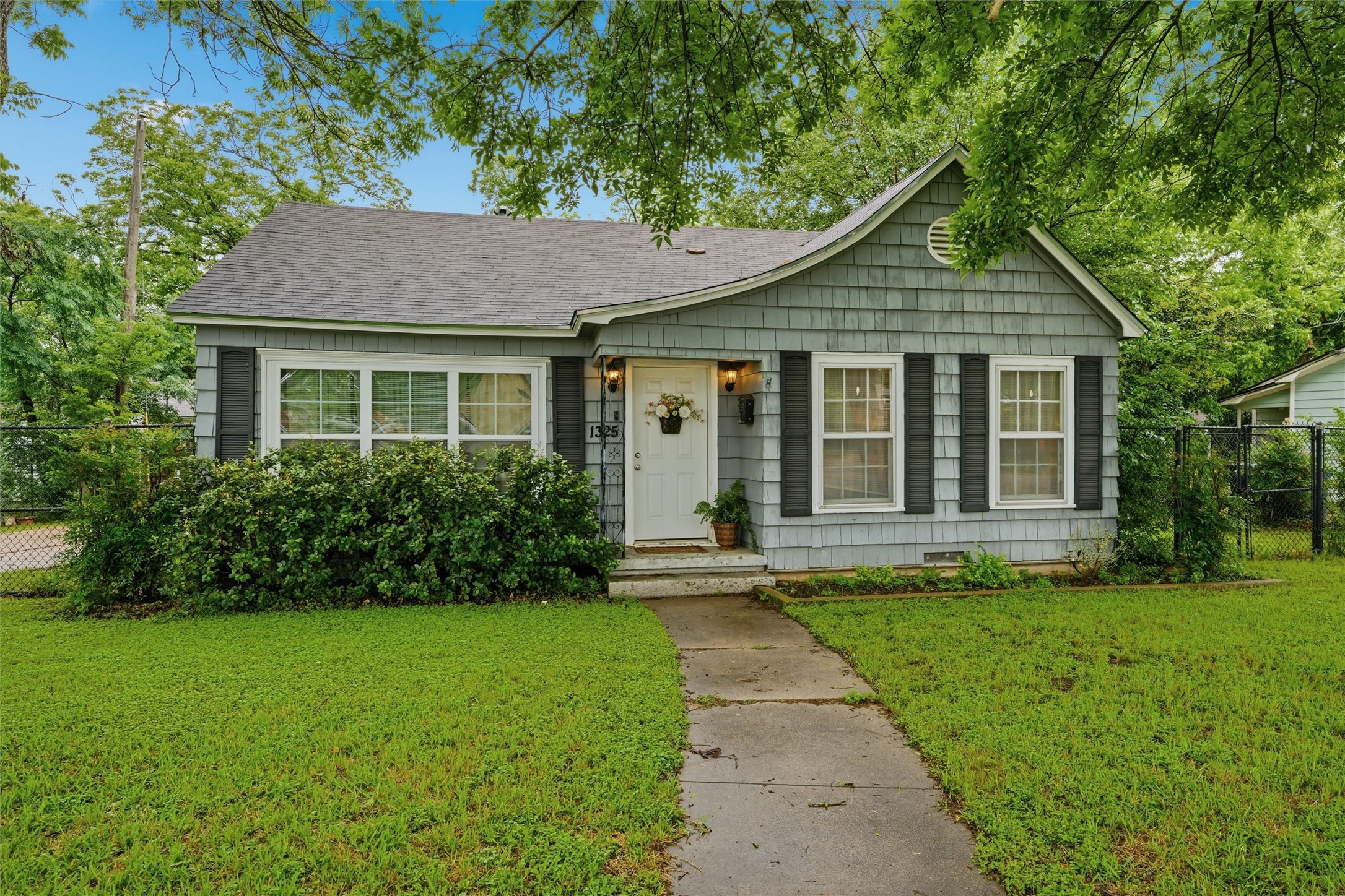 1325 N 34th Street