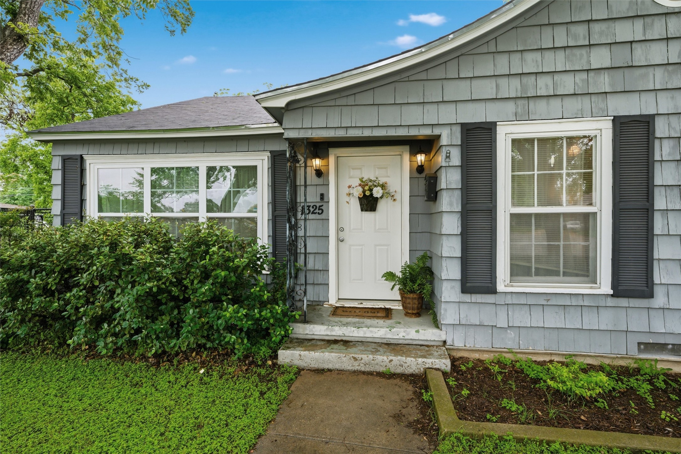 1325 N 34th Street