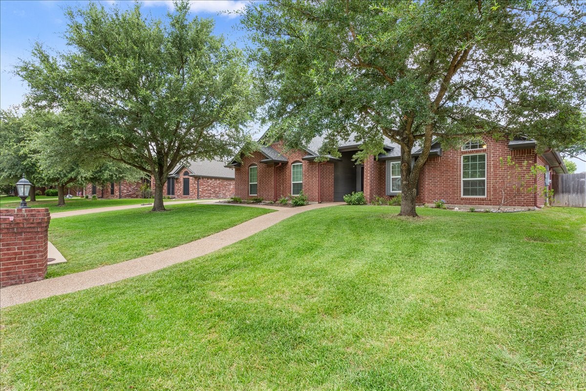 1017 Cheyenne Trail