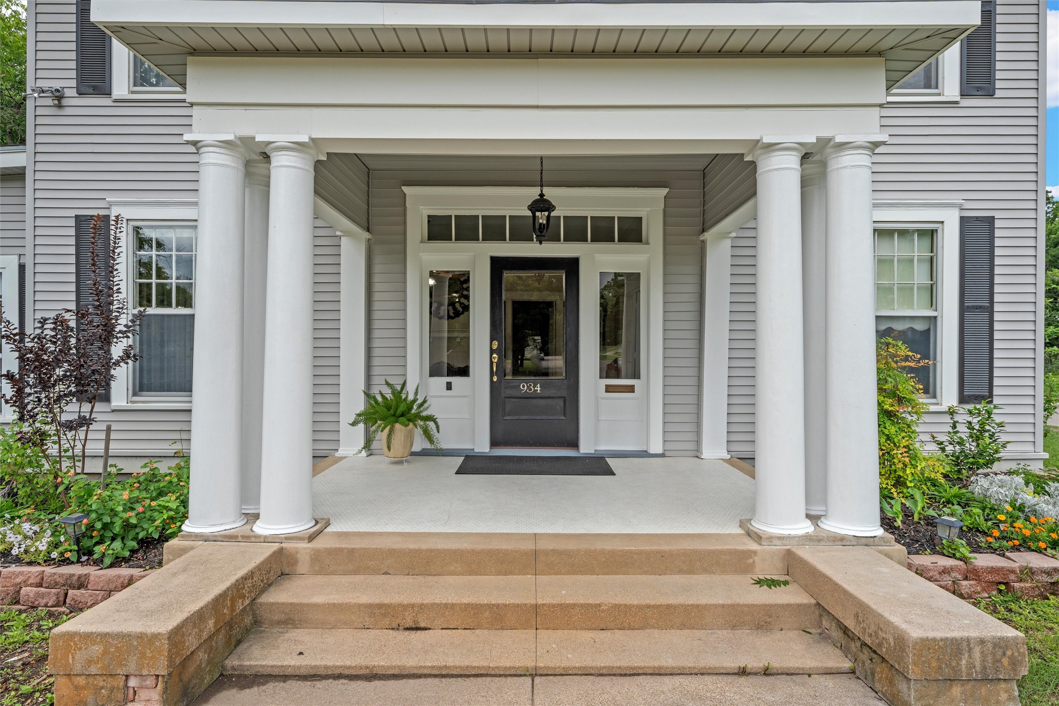 934 N 19th Street