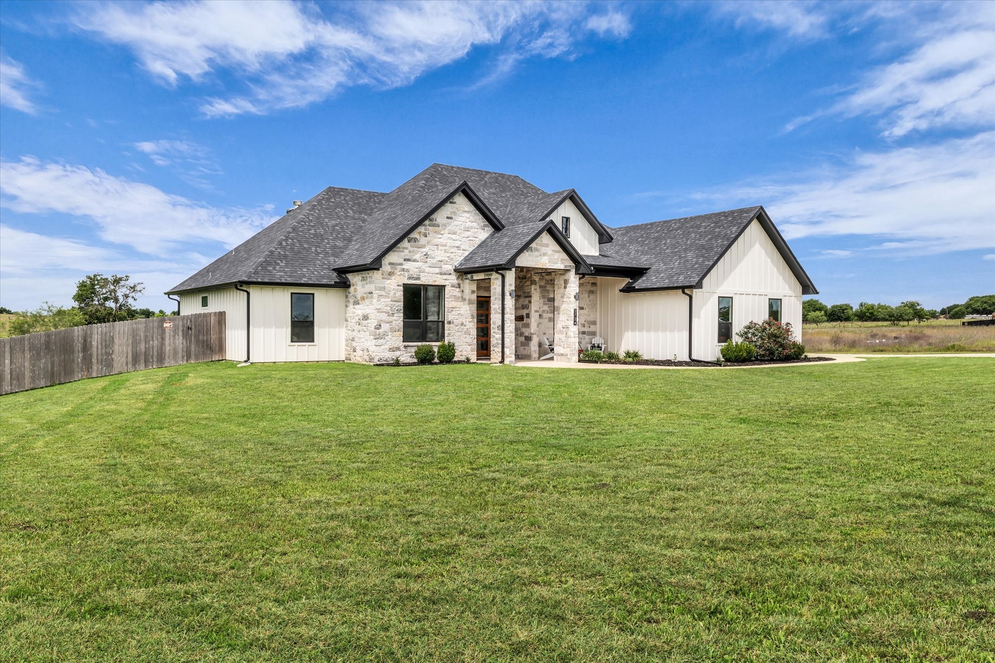 2724 Southwinds Drive