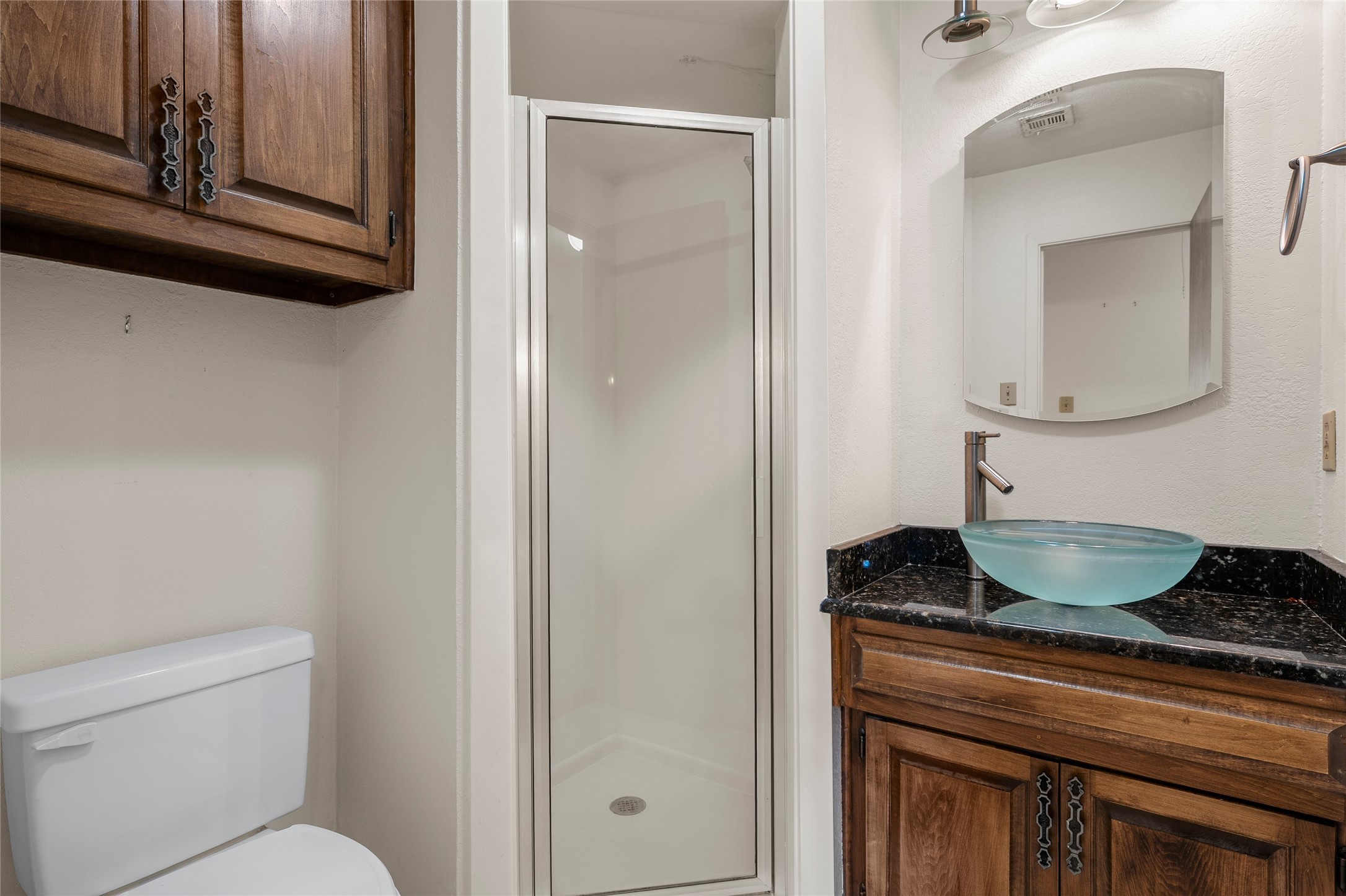 713 Wooded Crest
