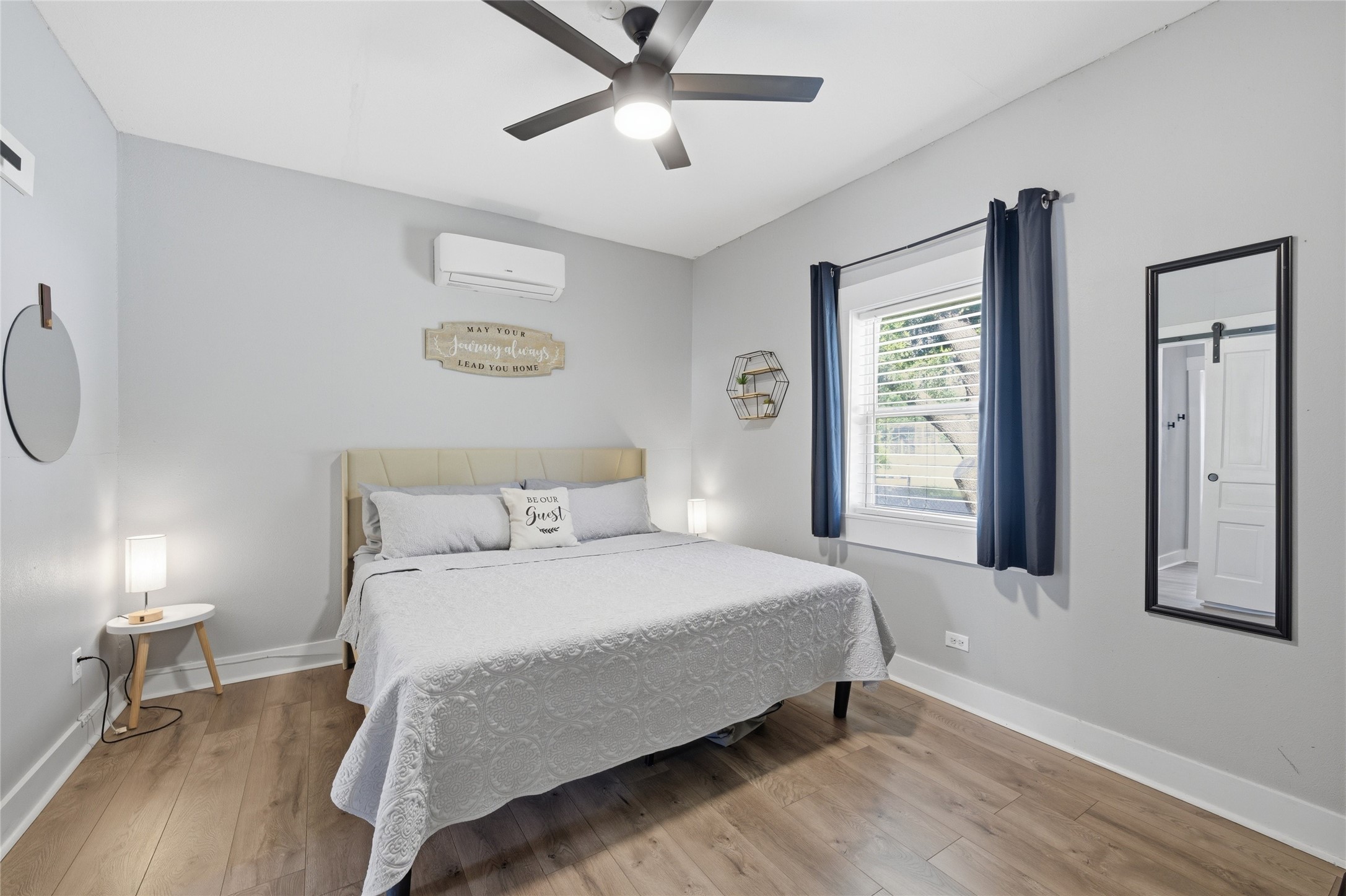 2320 Mistletoe