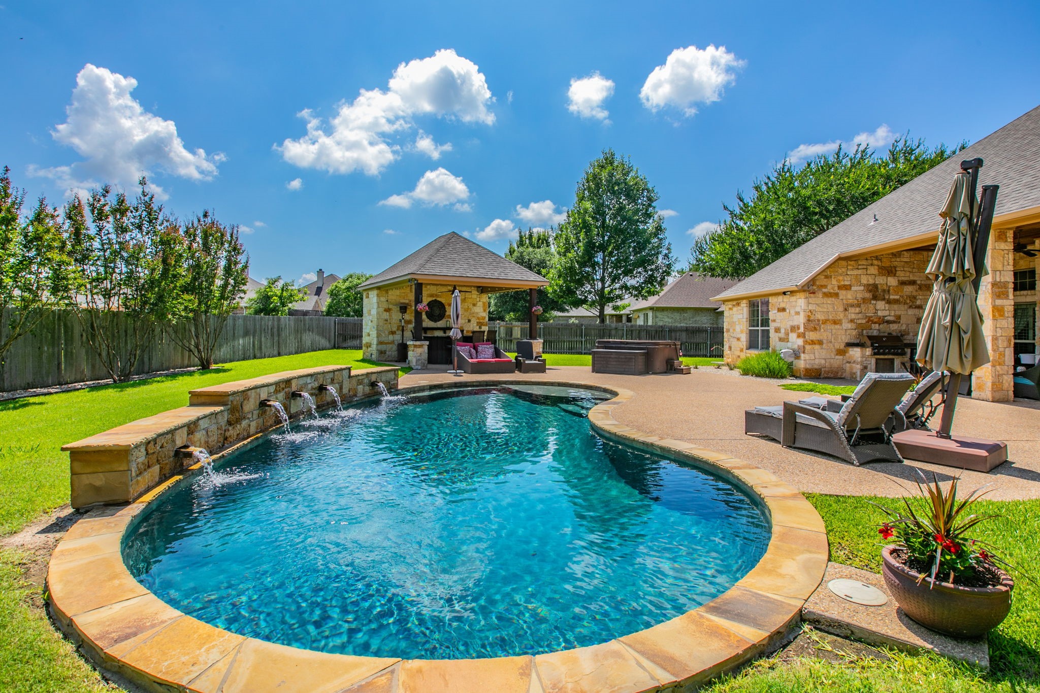 437 Winding Creek Lane