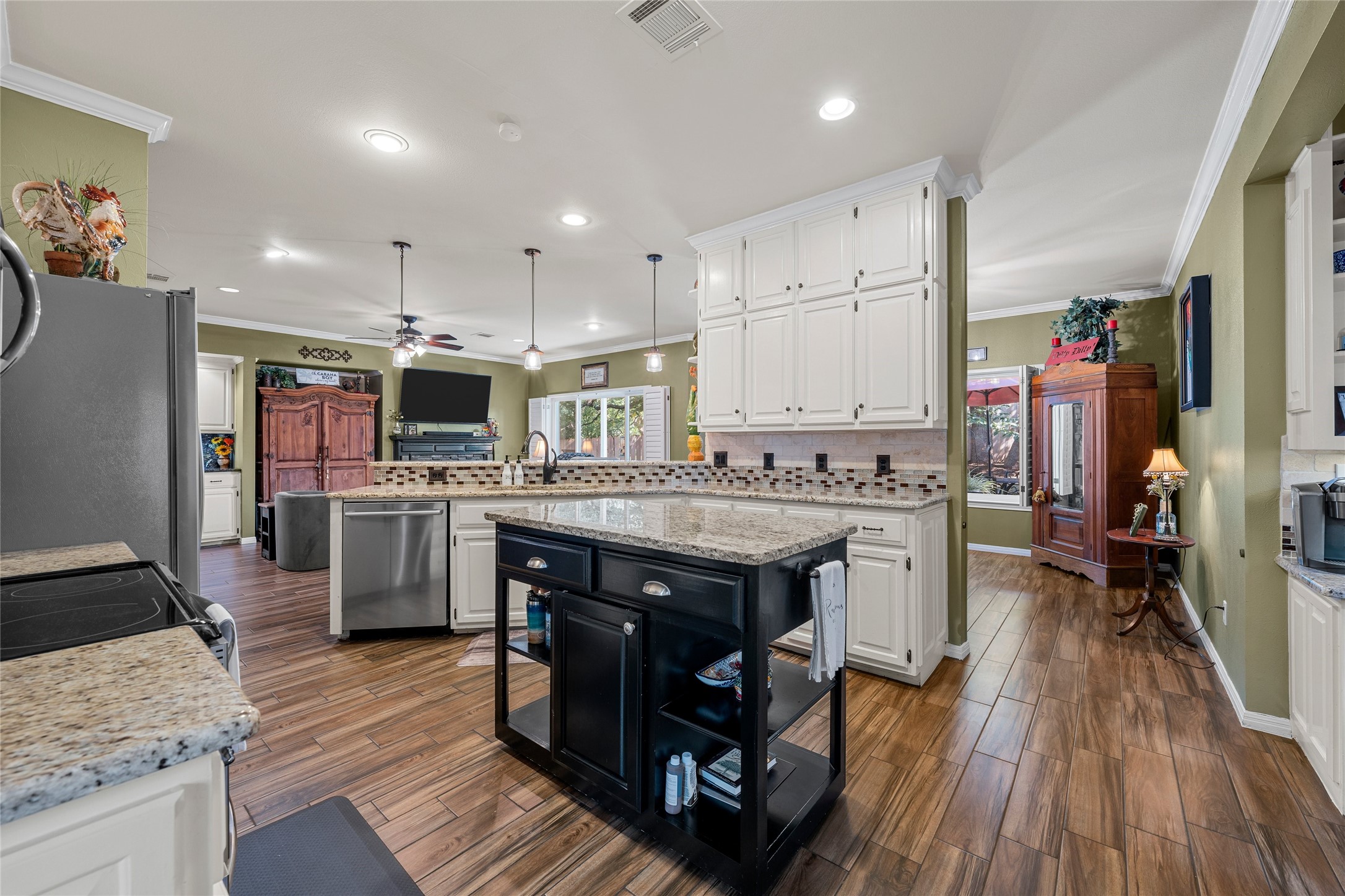 212 Shady Place Drive